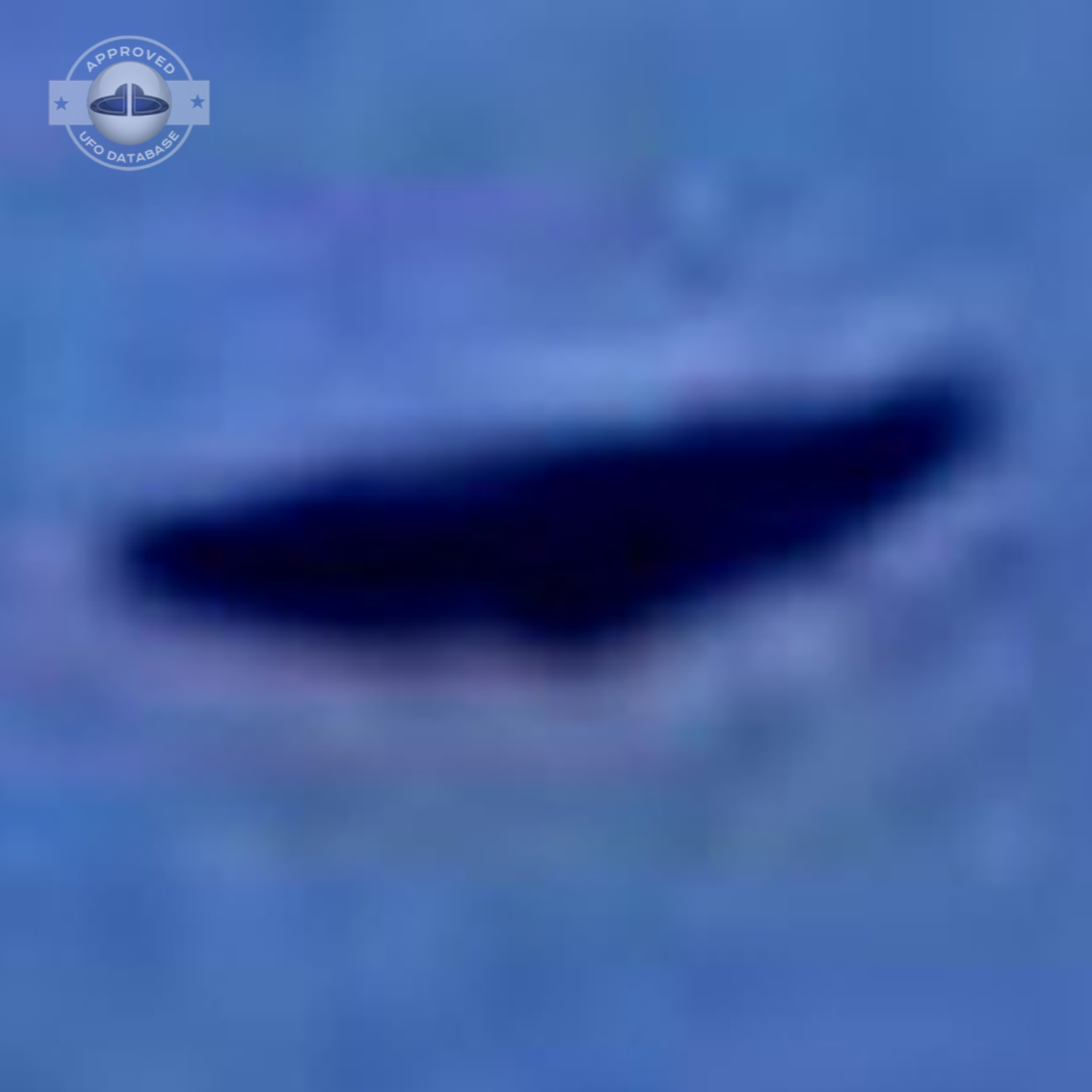 UFO seen over the famous Avebury stone circle region in Wiltshite UFO Picture #29-4