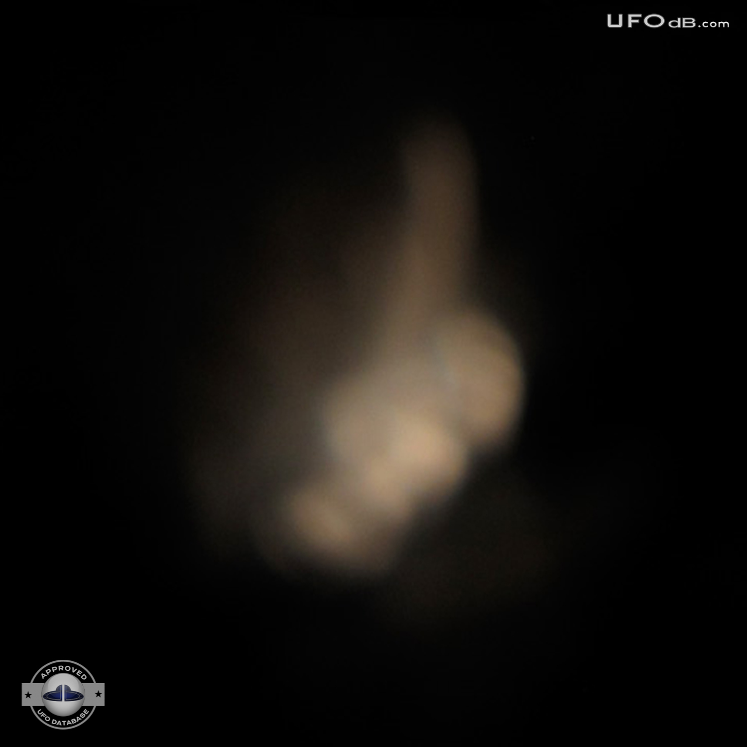 Pine Creek Campers see two UFOs on same night | Colorado | May 8 2011 UFO Picture #294-3