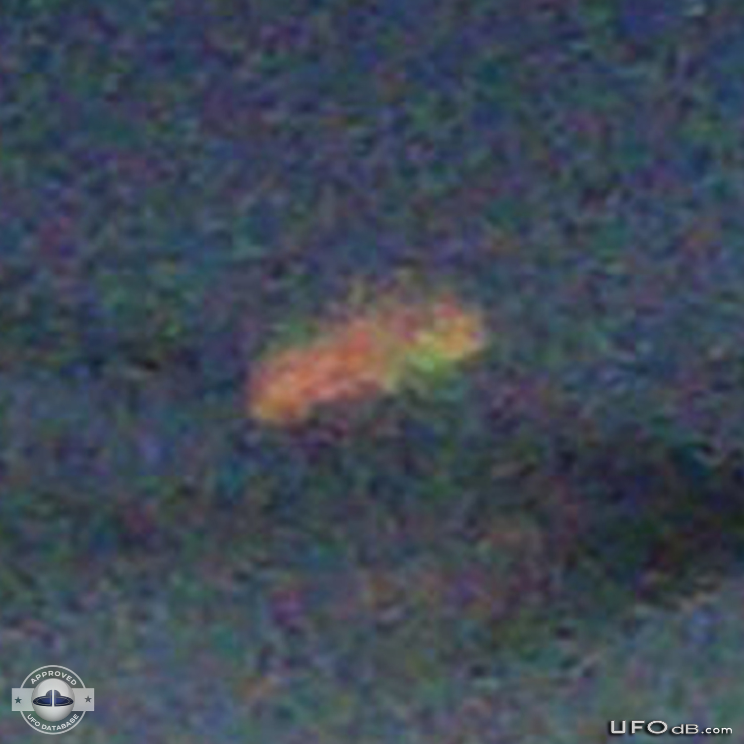 Canada Northwest Territories UFO picture | Yellowknife | May 14 2011 UFO Picture #296-4