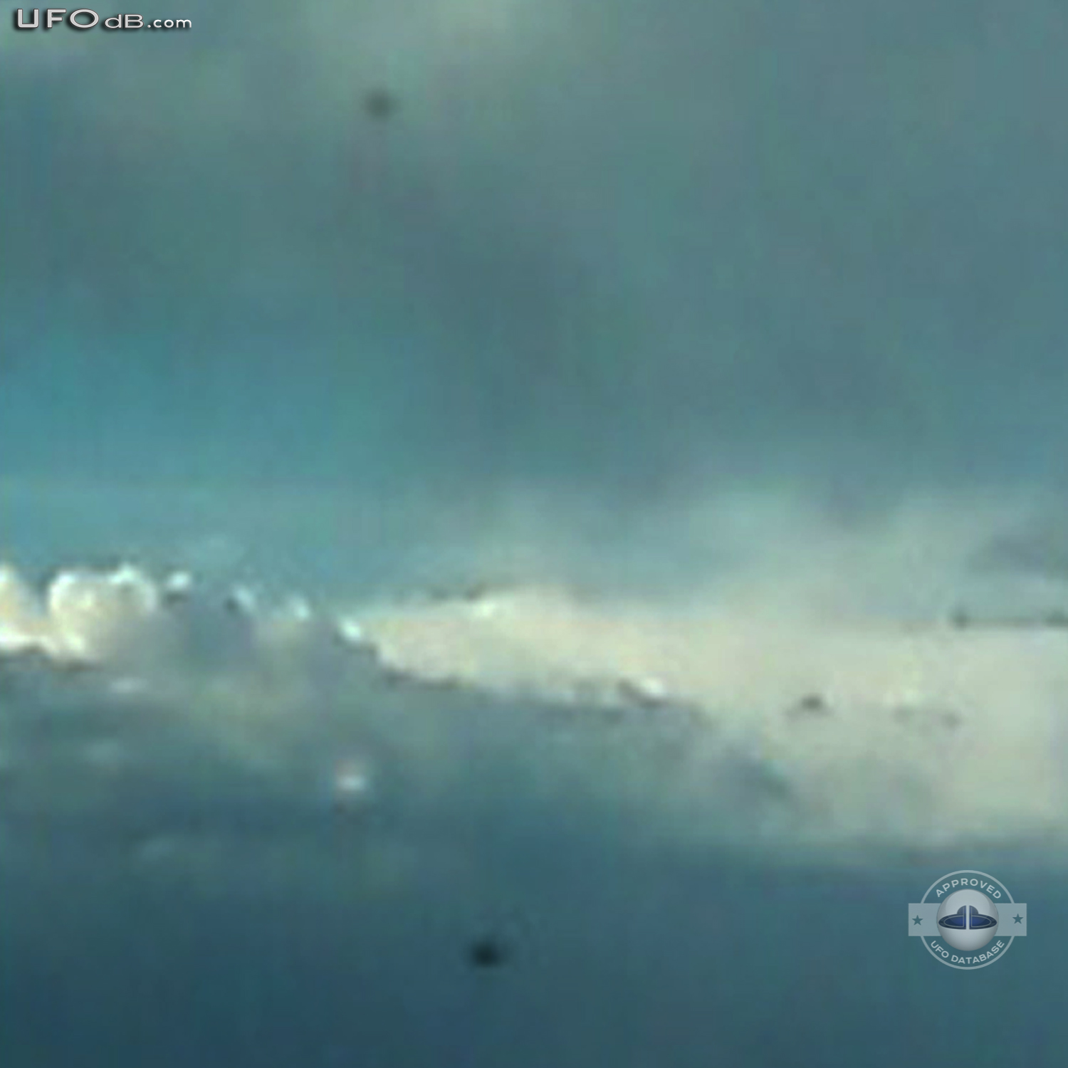 Group of UFOs hiding in the clouds in Cedar City, Utah | May 14 2011 UFO Picture #303-5