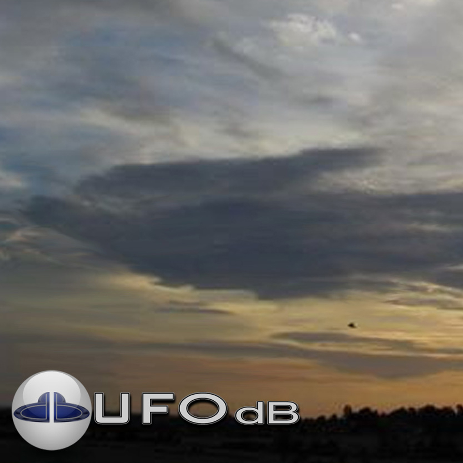 UFO picture of UFO over Pakenham, Victoria in Australia UFO Picture #34-2