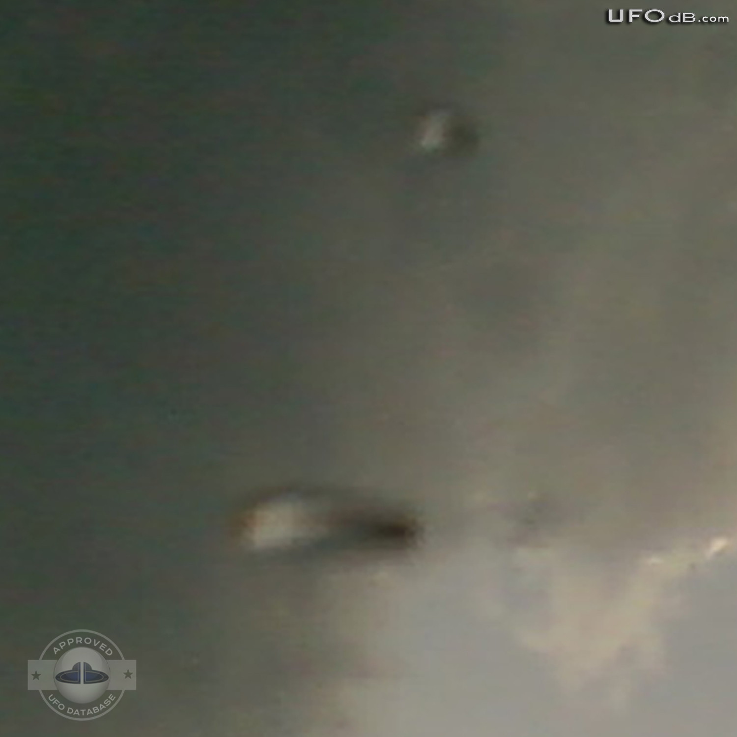 Fort Worth Texas Storm Picture reveals UFOs near clouds | May 24 2011 UFO Picture #343-4