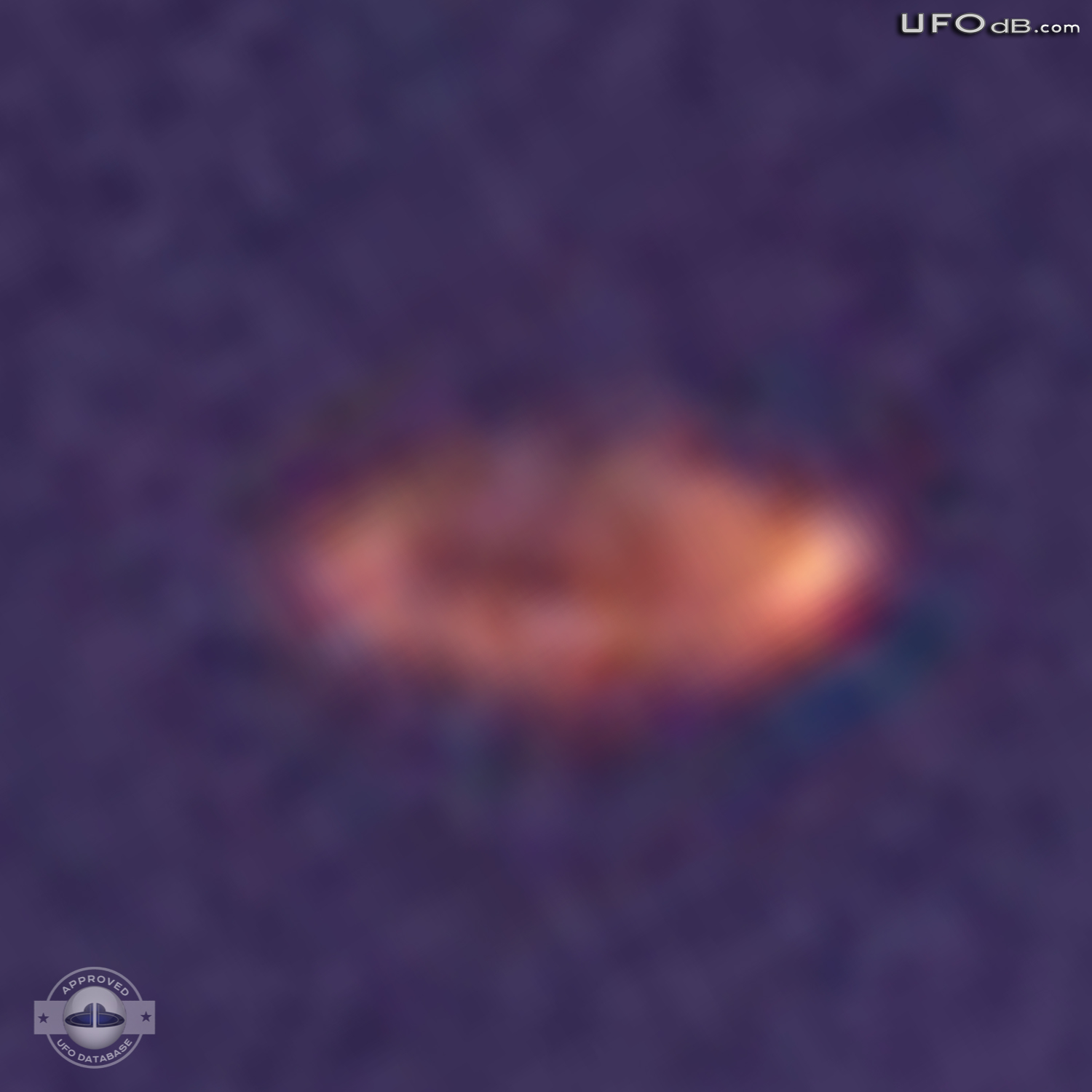 Professional photographer capture UFO near lightnings in Portugal 2010 UFO Picture #345-6