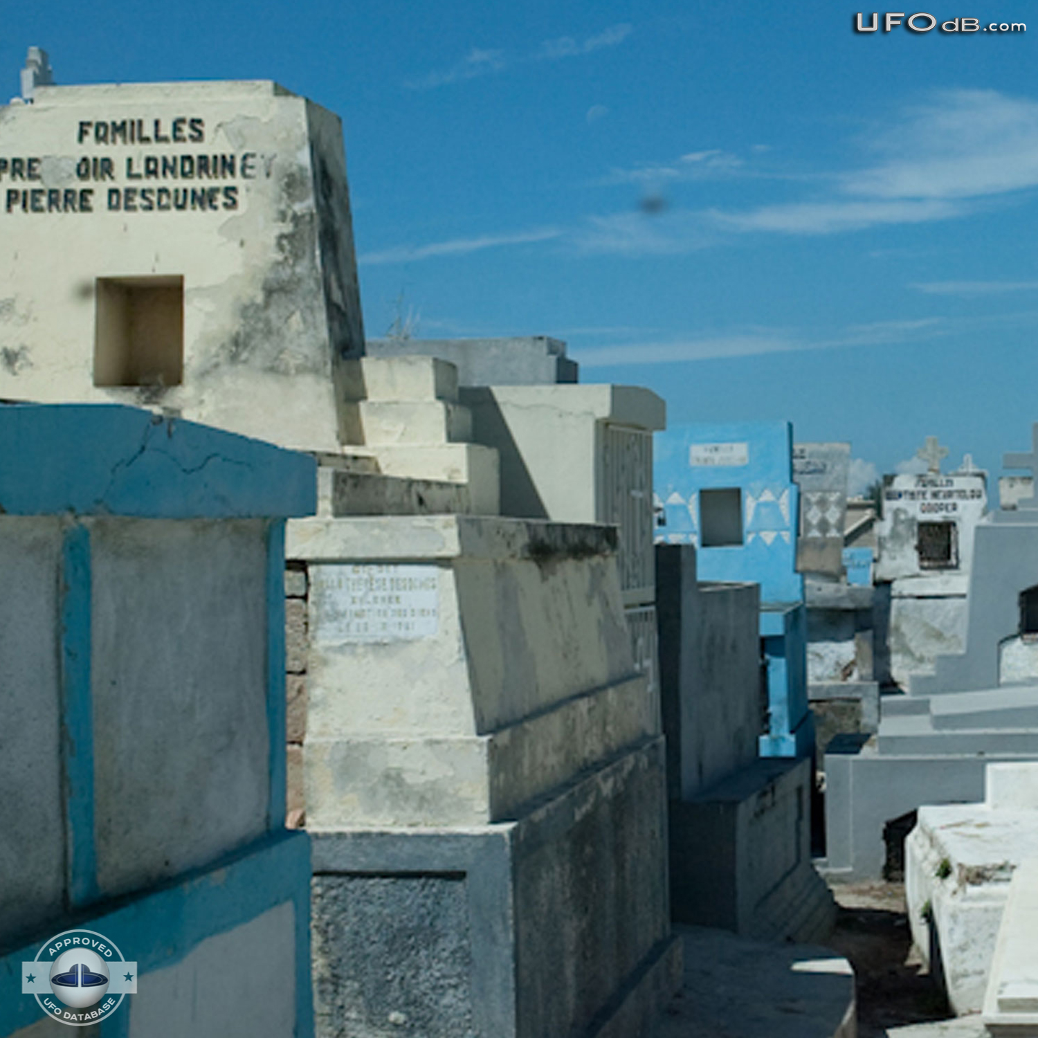 Port-au-Prince, Haiti UFO picture taken in a cemetery after earthquake UFO Picture #347-1