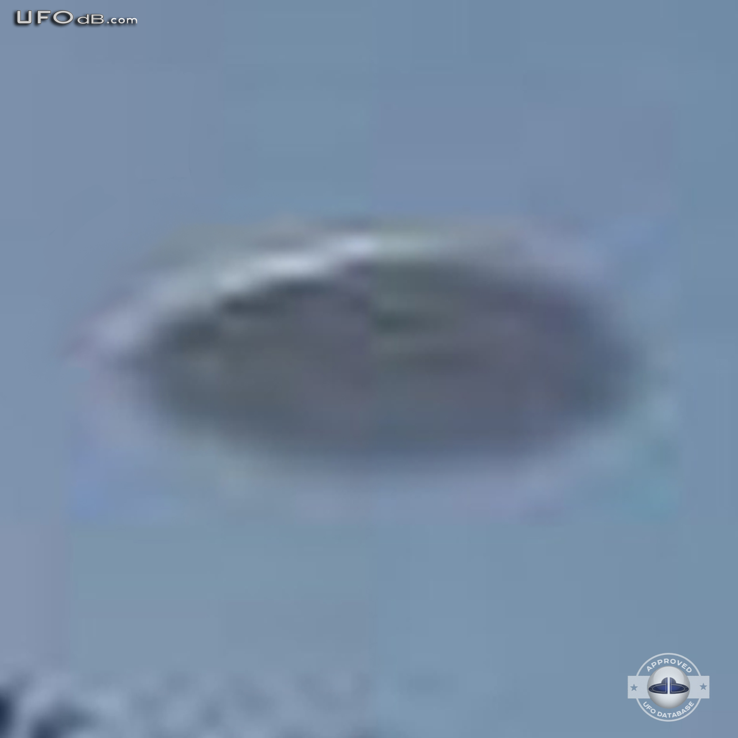In Vestal New York a witness sees a UFO as large as a Football Stadium UFO Picture #363-4
