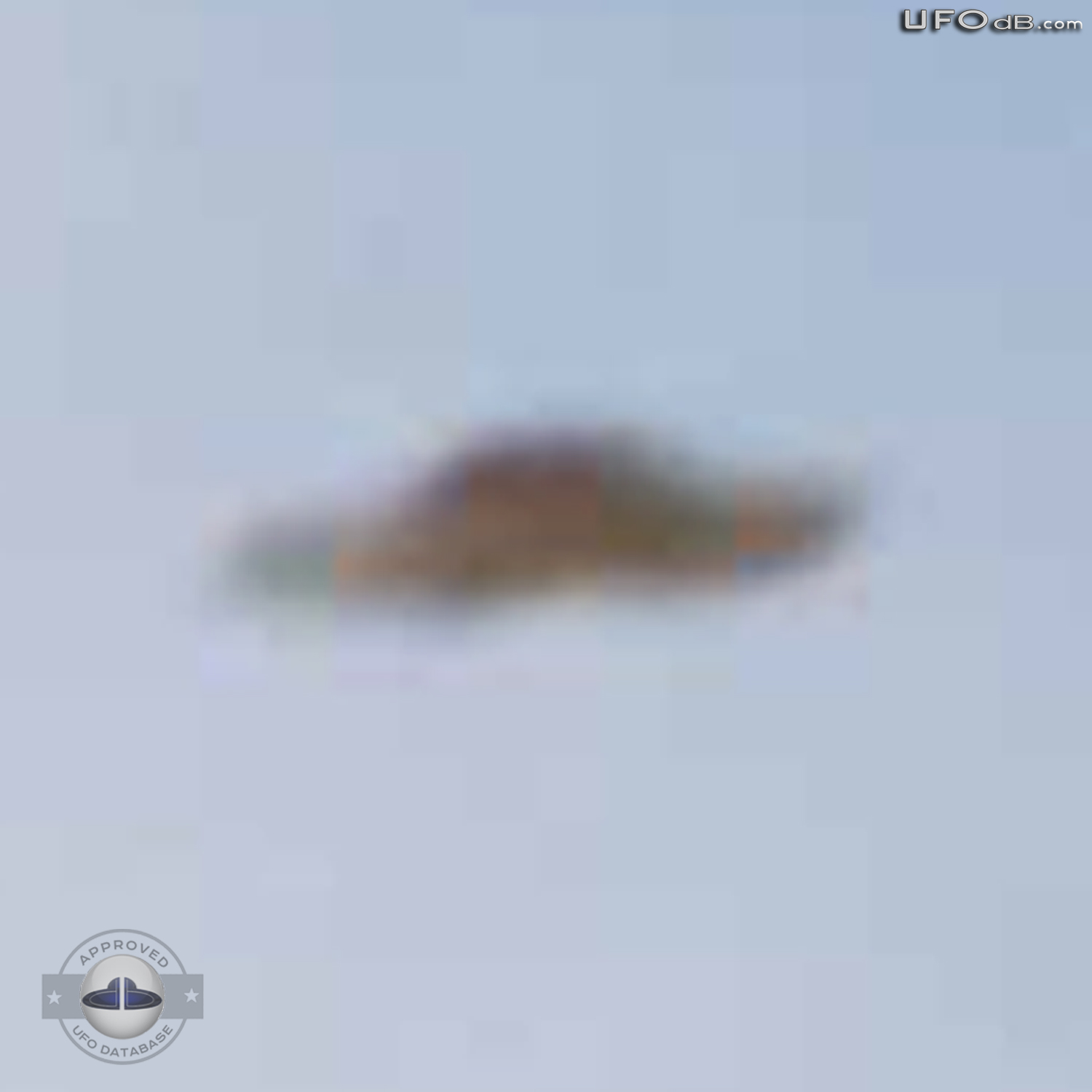 Amsterdam weed grower see three saucer UFOs passing in the sky UFO Picture #366-7