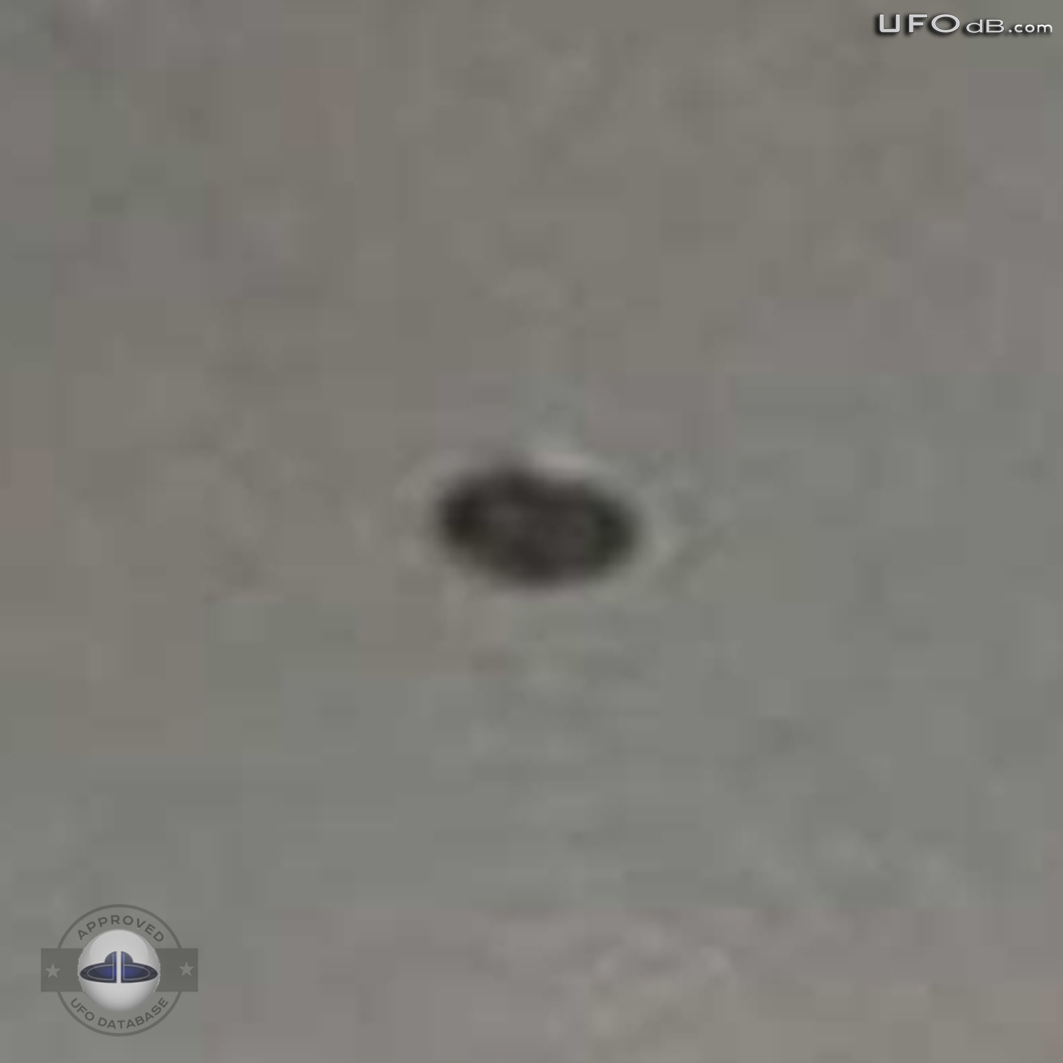 Old Grey 1956 Saucer UFO picture from Rio de Janeiro Brazil UFO Picture #370-4
