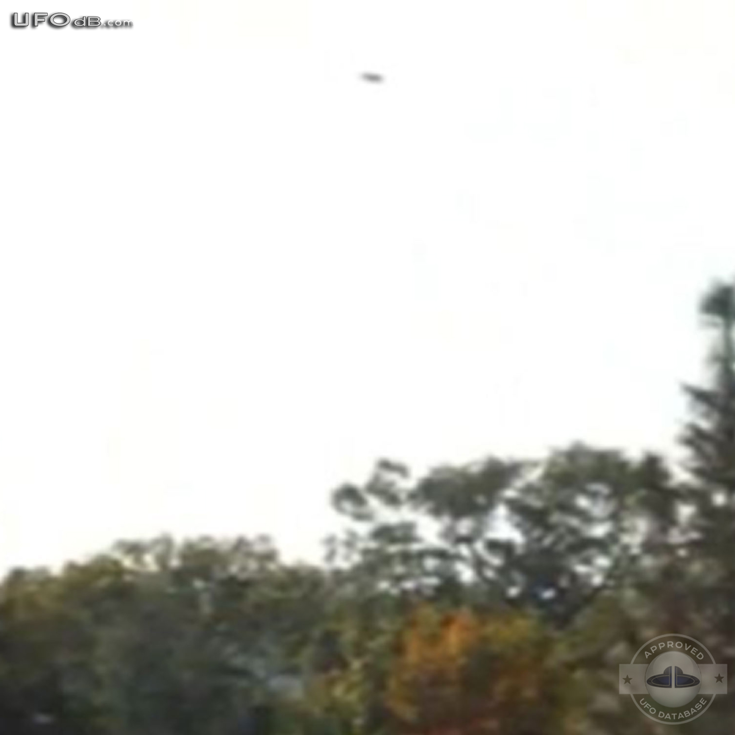 Camera test captures UFO in the sky in Mimon, Liberec, Czech Republic UFO Picture #371-2