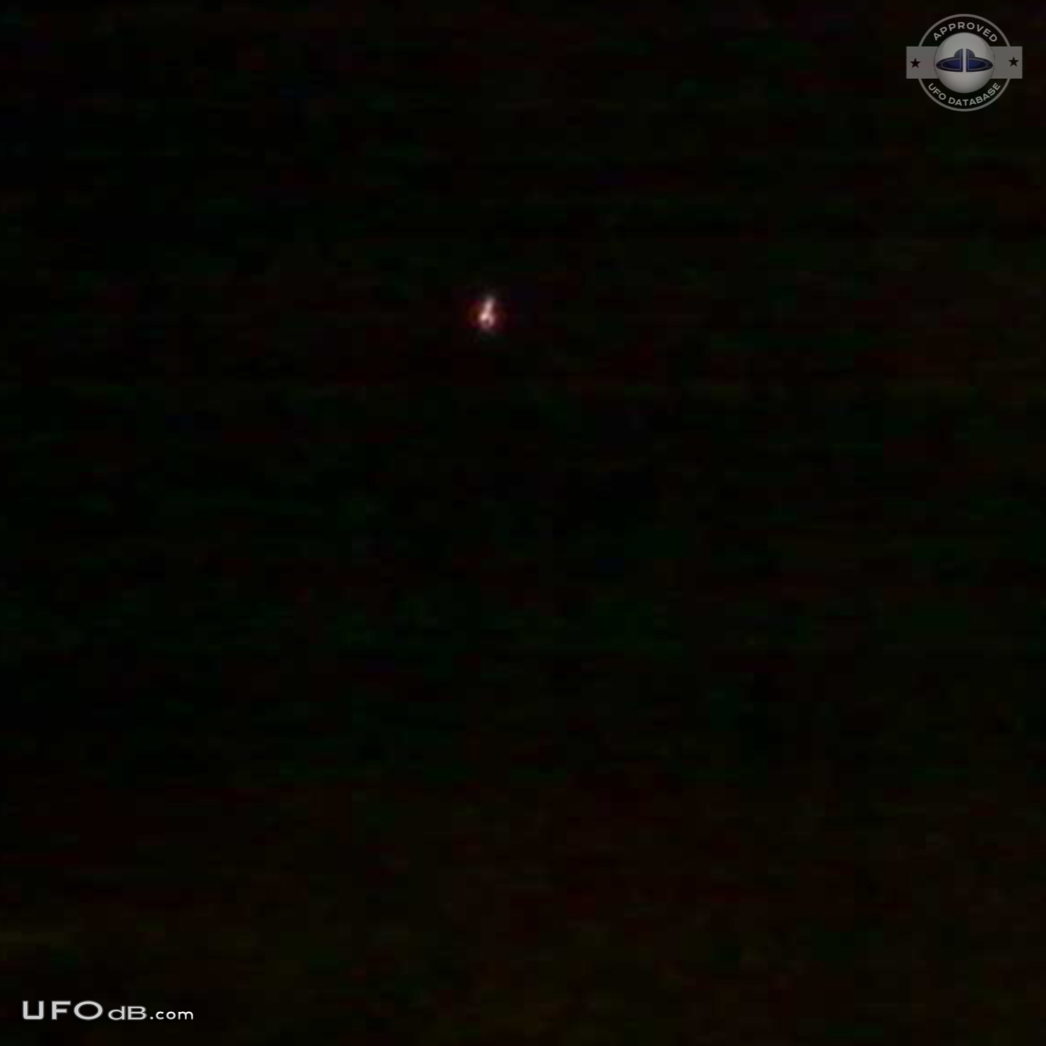Huge red ball UFO seen by a group of people in West Allis, Wisconsin UFO Picture #375-3