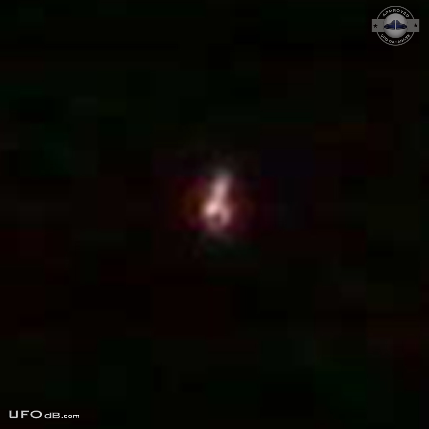 Huge red ball UFO seen by a group of people in West Allis, Wisconsin UFO Picture #375-4