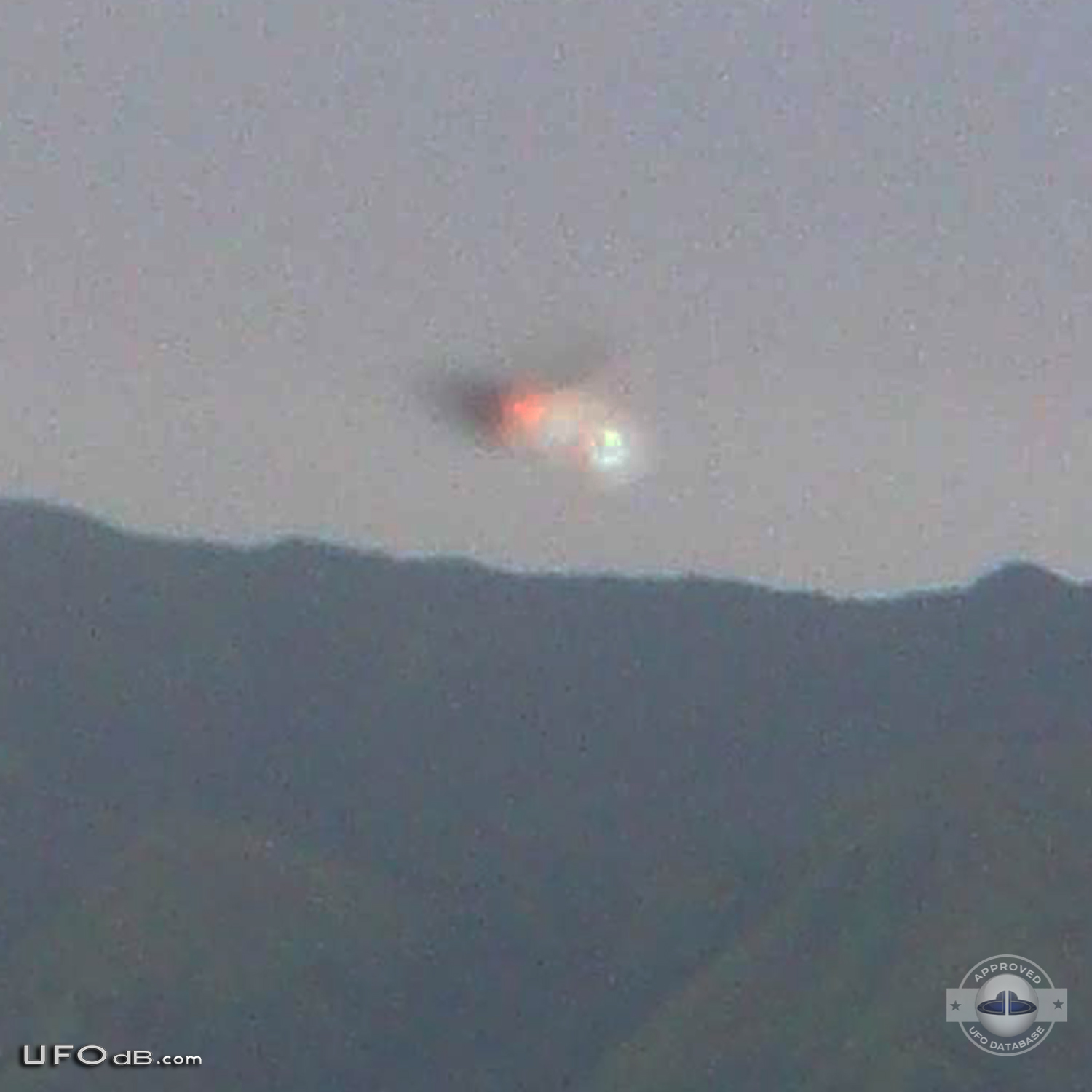 Two ufo pictures taken in the high mountains - Puerto Rico - July 2011 UFO Picture #376-6