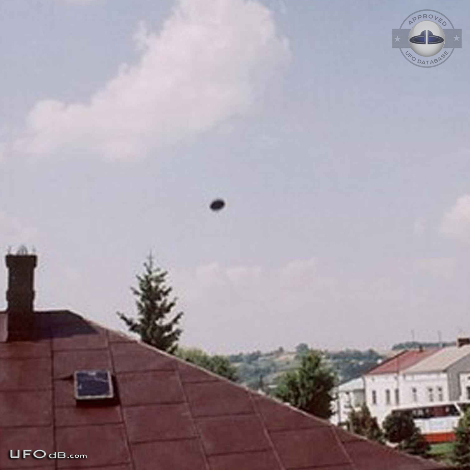 Poland 2003 Ufo sighting get aircrafts dispatched to check out the ufo UFO Picture #379-1