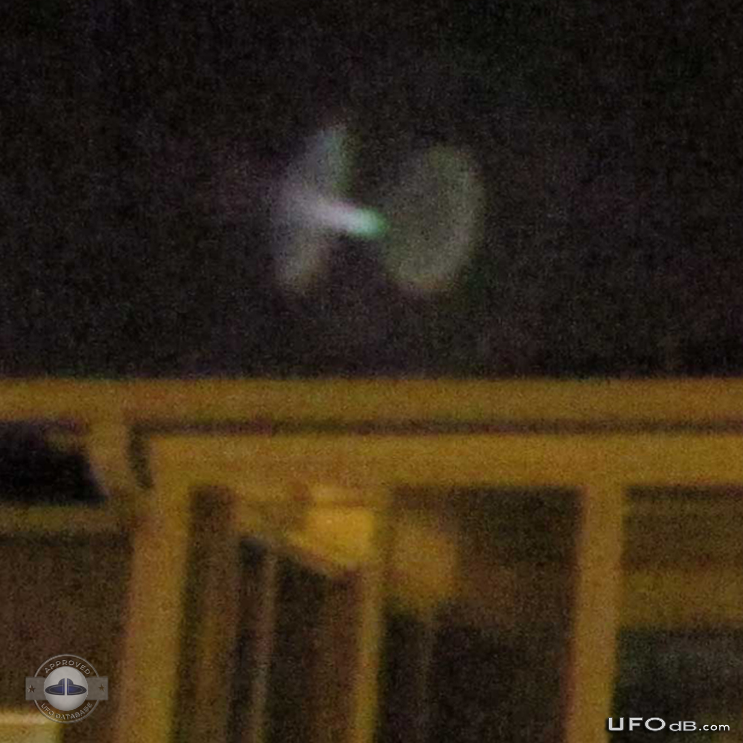 Mysterious picture of UFO appearing over a house in Orlando, Florida UFO Picture #381-3
