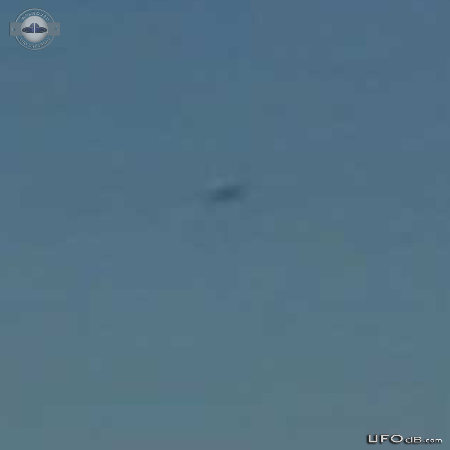Toutist in Riva del Garda, Italy get a picture of a UFO - October 2011 UFO Picture #382-3