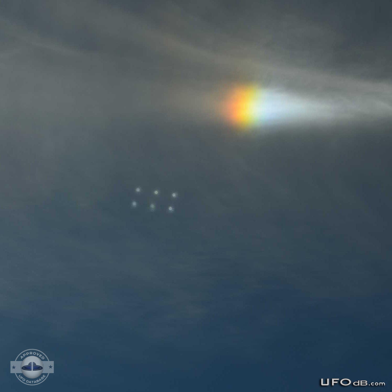 Pictures shot from bus reveals six ufos in a rectangle formation UFO Picture #383-1