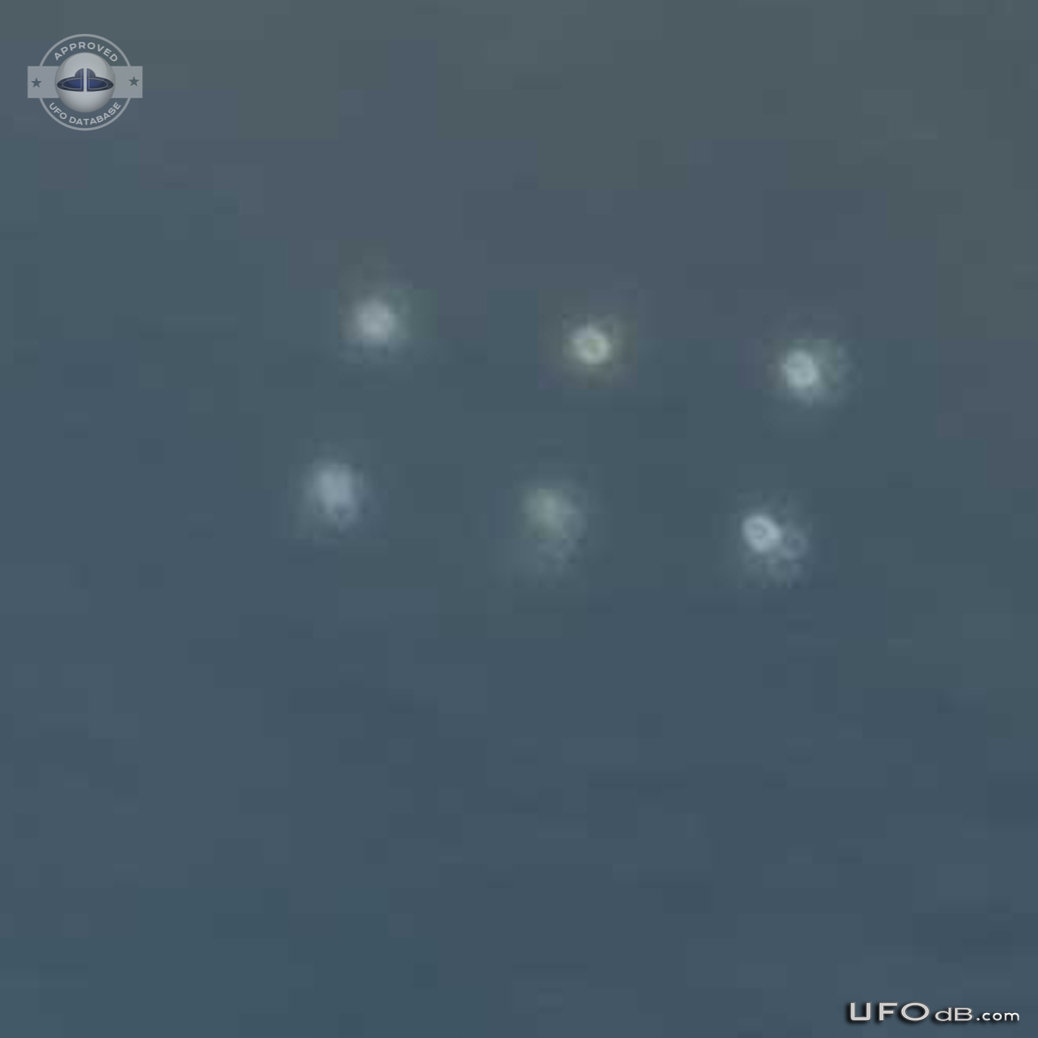 Pictures shot from bus reveals six ufos in a rectangle formation UFO Picture #383-6