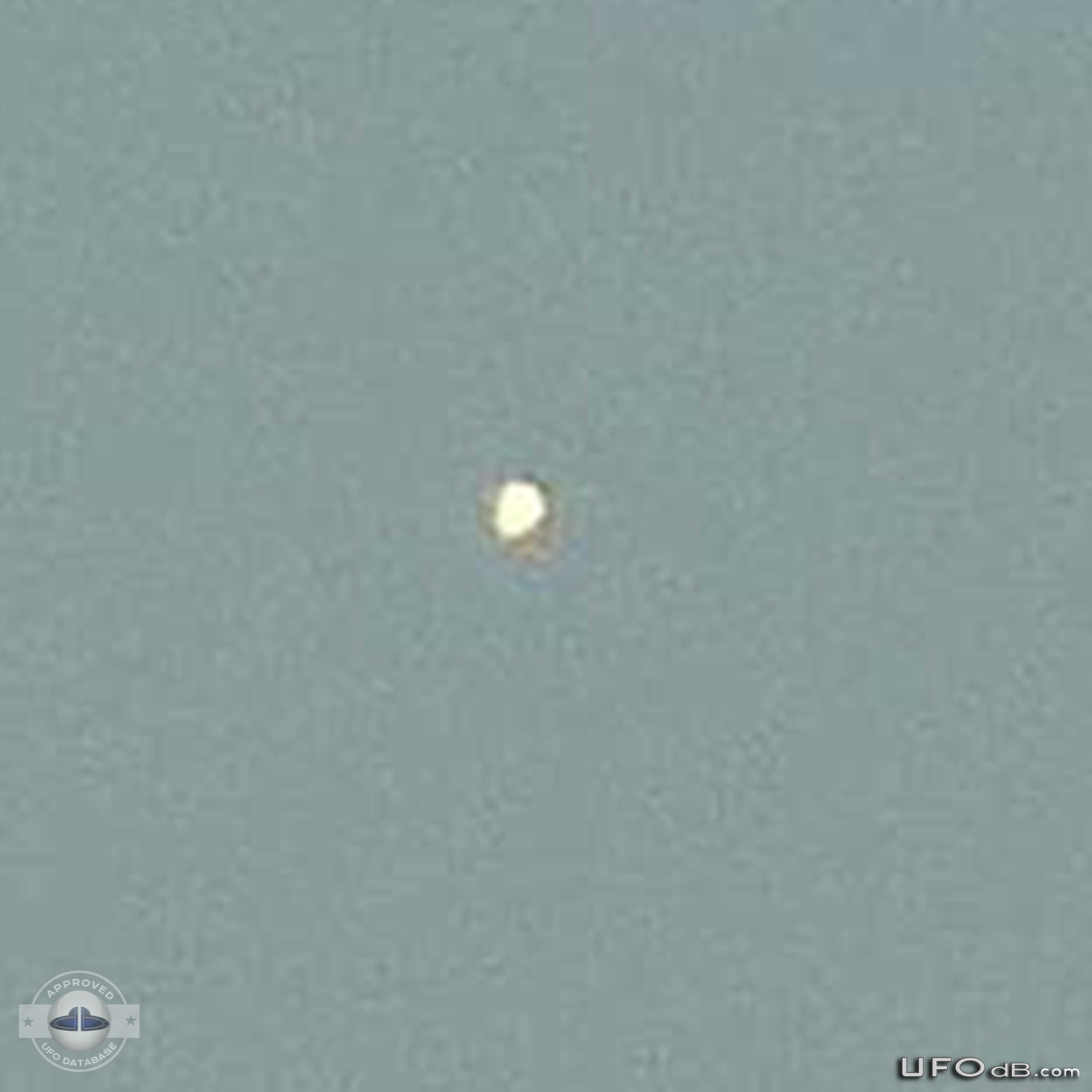 Orb UFO caught on picture in the sky of Lakewood Colorado January 2012 UFO Picture #395-3