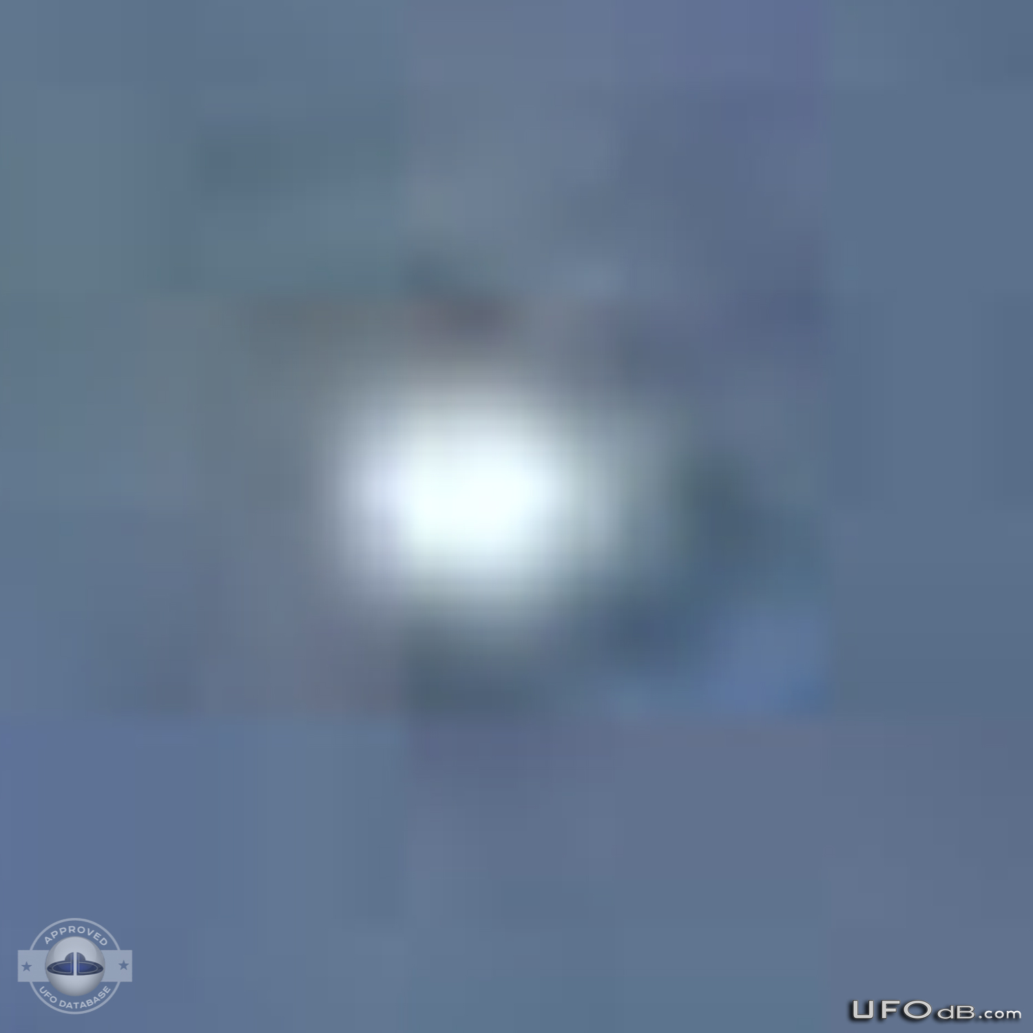 White saucer ufo over the city of Mostar in Bosnia caught on picture UFO Picture #396-4