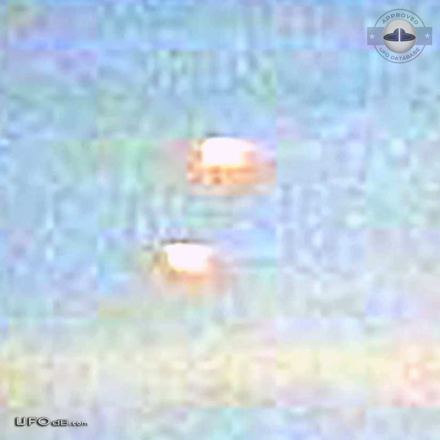 Rare picture of twin UFO saucers over Cyprus taken in 2007 UFO Picture #399-2