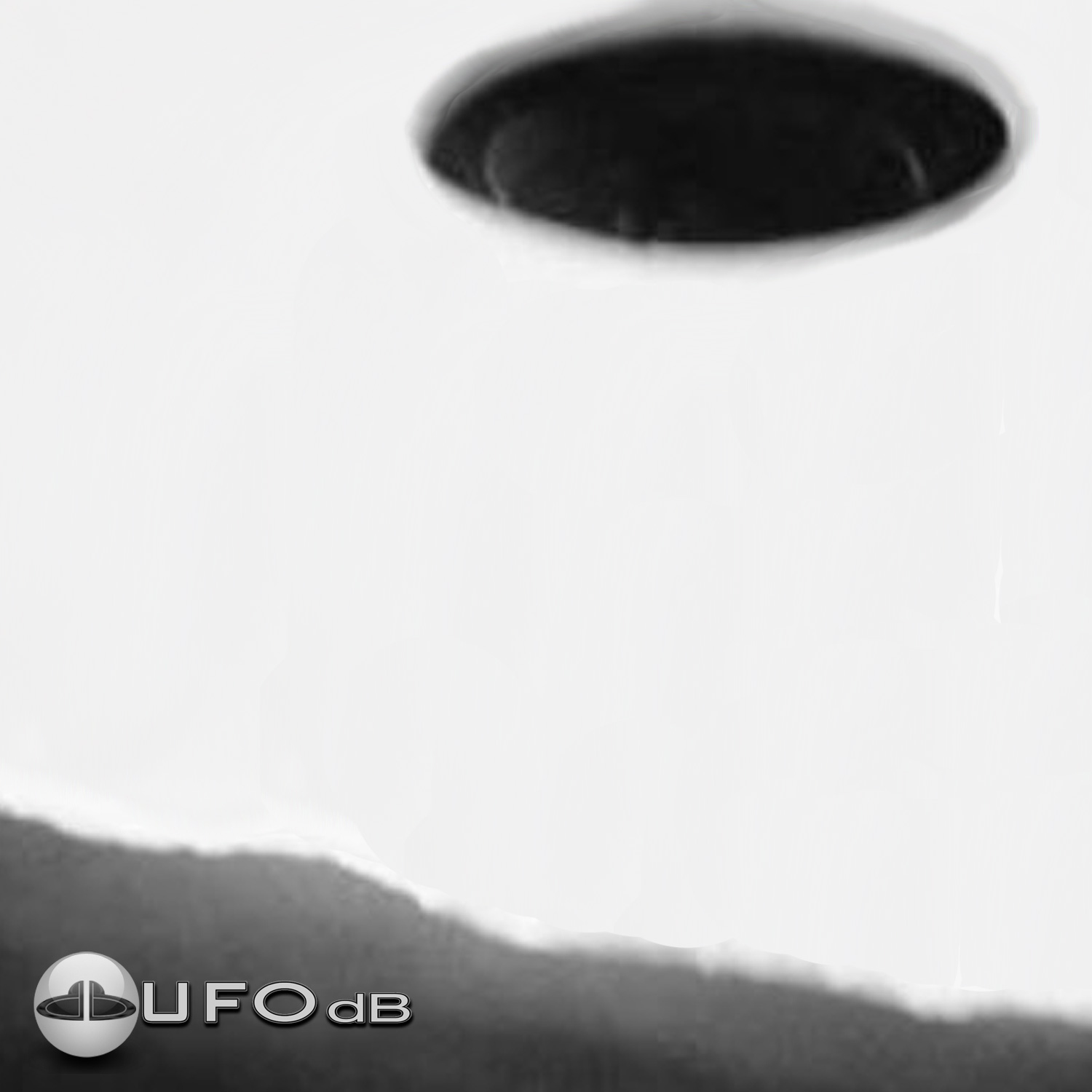 UFO over city of Oulu, Finland in northern region of Ostrobothnia UFO Picture #41-1