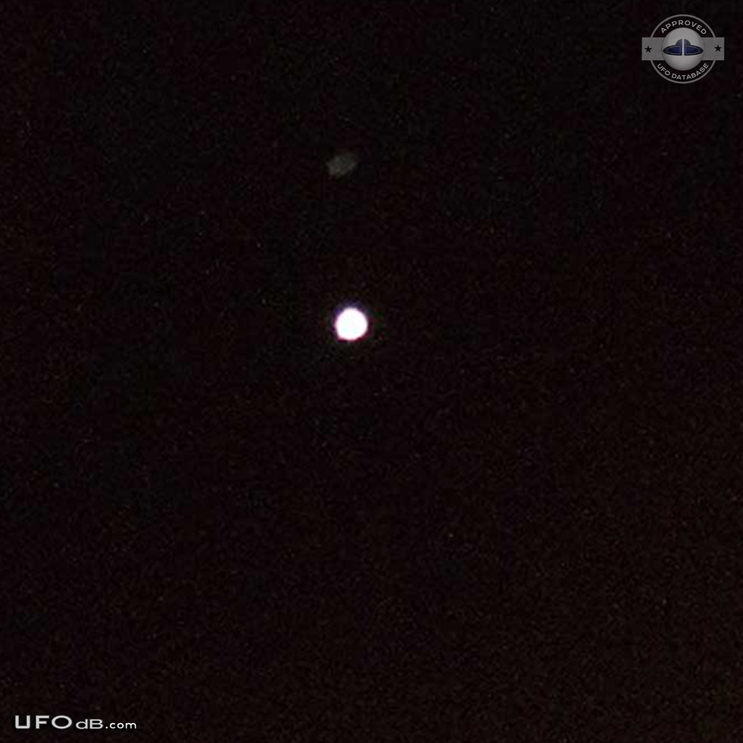 Clear White Orb UFO picture - Ellon Aberdeenshire Scotland UK - 2012 UFO Picture #416-3