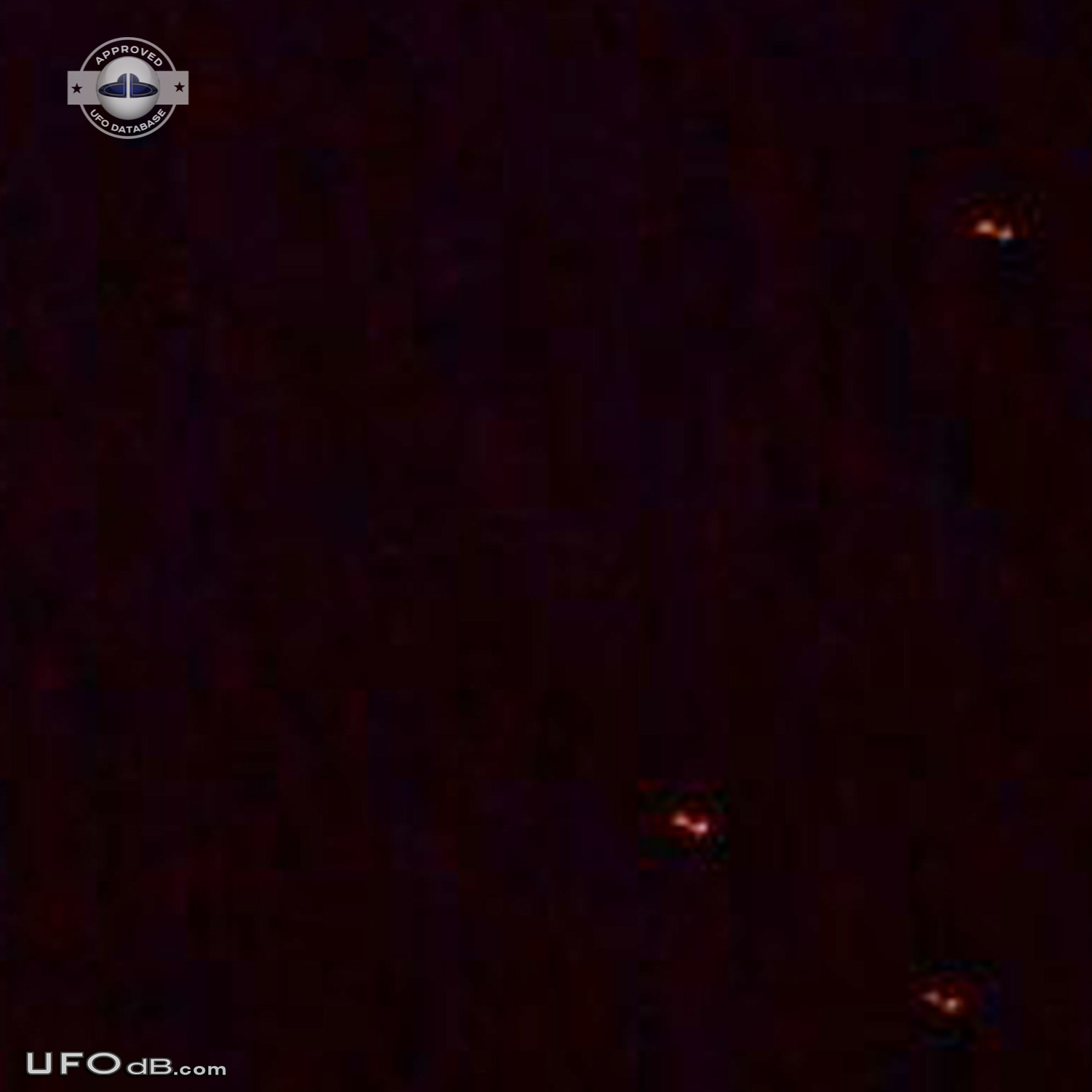 Fleet of 10 to 20 Orange UFOs seen in Sandusky, Ohio - Picture 2012 UFO Picture #427-1