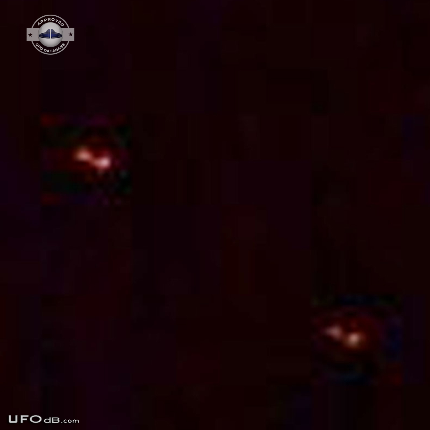 Fleet of 10 to 20 Orange UFOs seen in Sandusky, Ohio - Picture 2012 UFO Picture #427-3