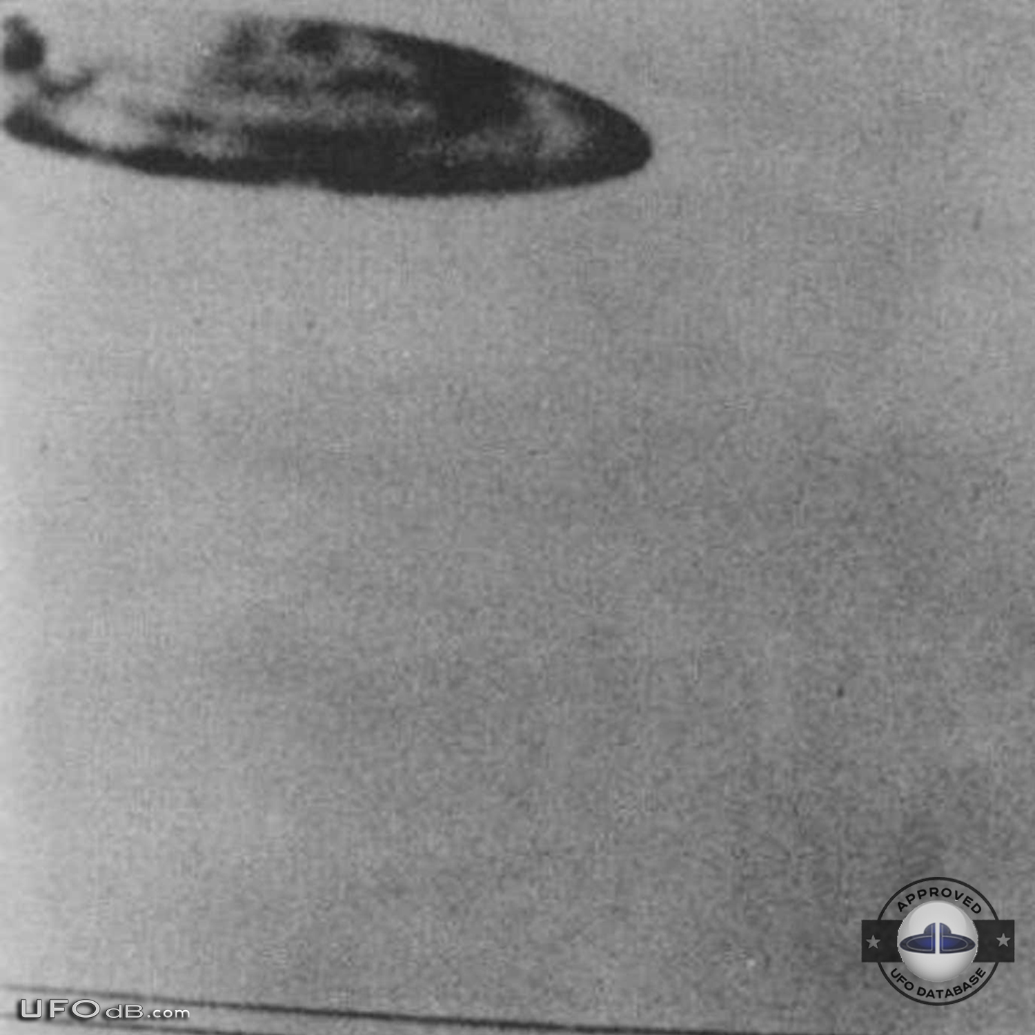 1950 Saucer UFO San Bernardino California USA caught on picture UFO Picture #433-2