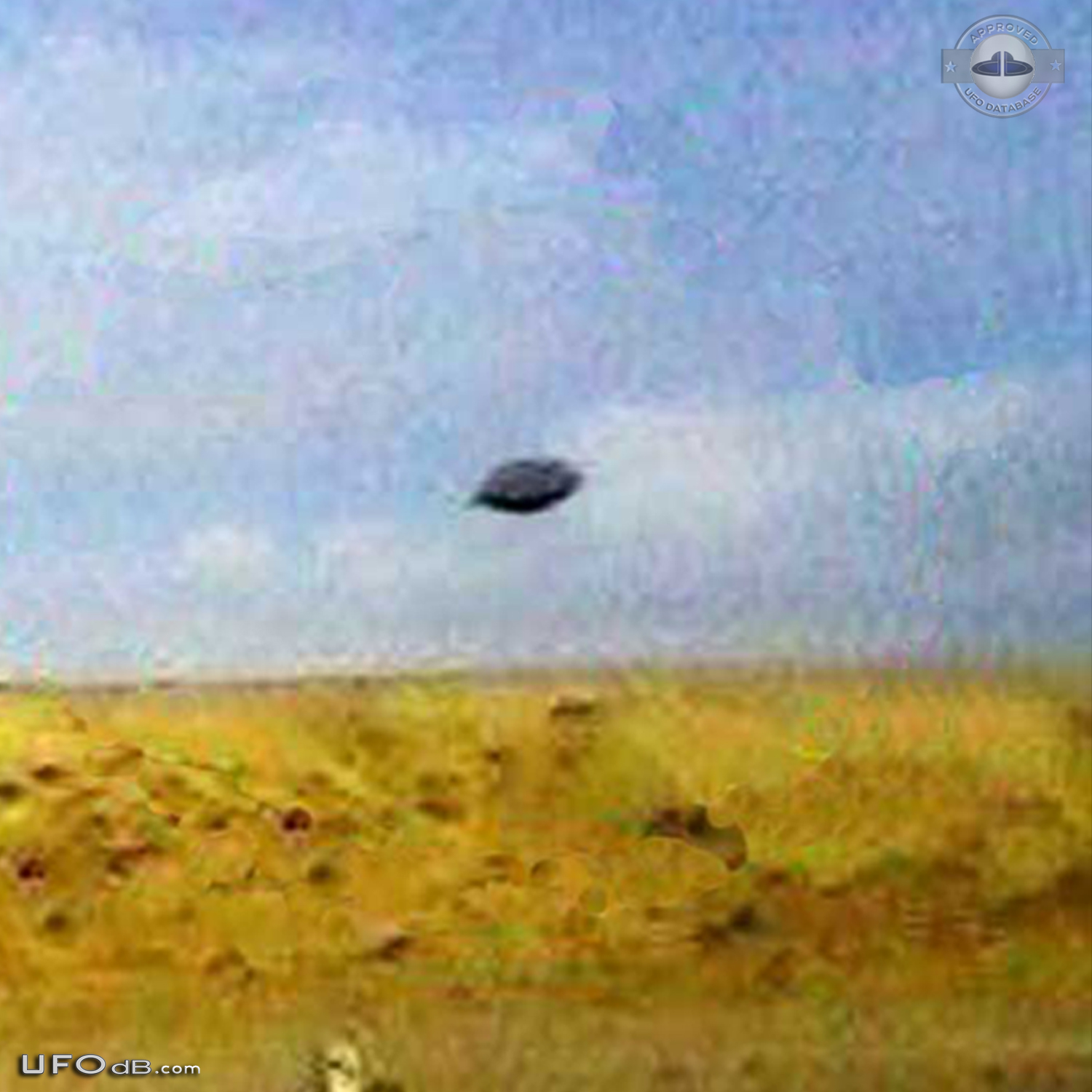 UFO in inner Mulei Mongolia, China caught on picture in November 2008 UFO Picture #439-4