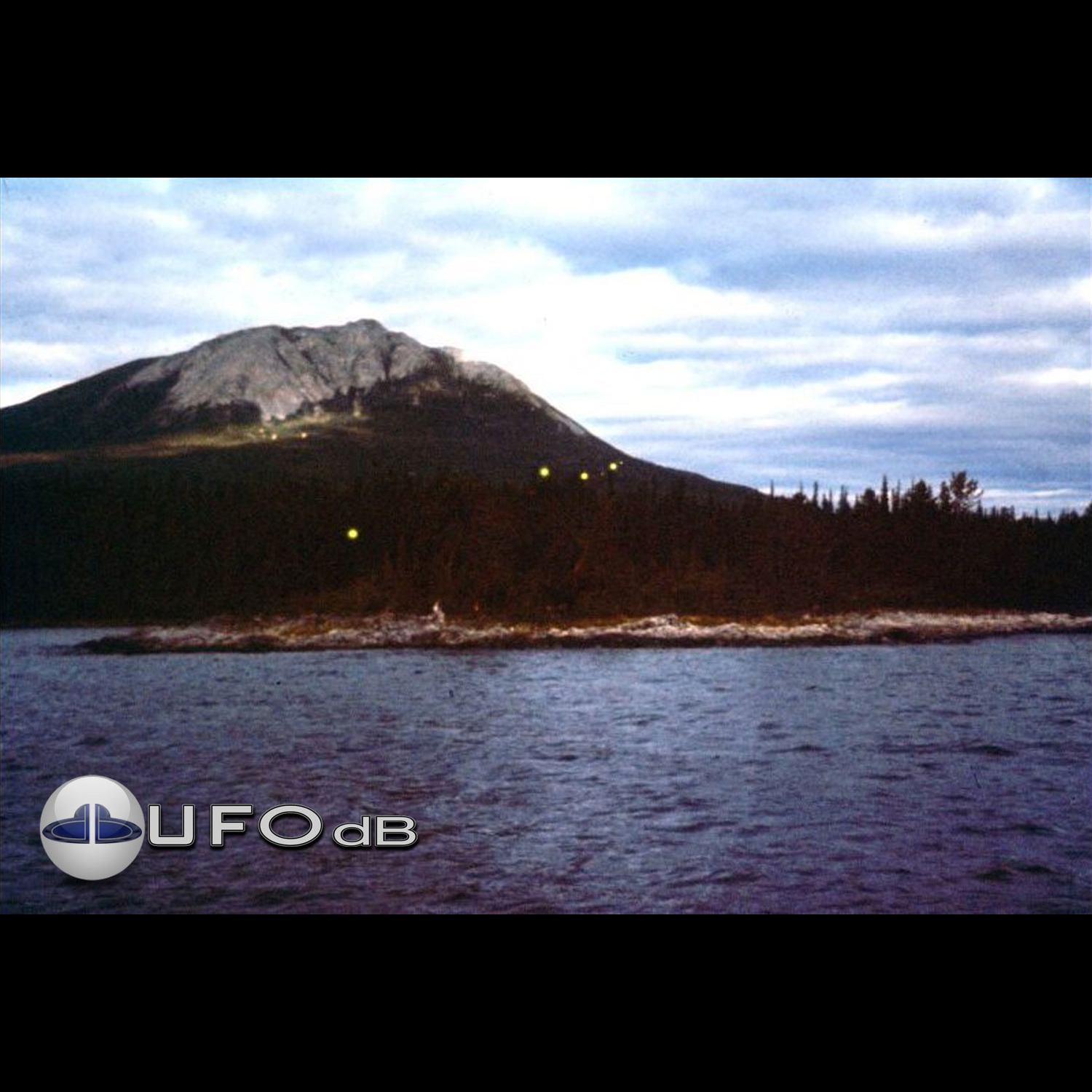 UFO over the Tagish lake in the Yukon territory and British Columbia UFO Picture #44-1