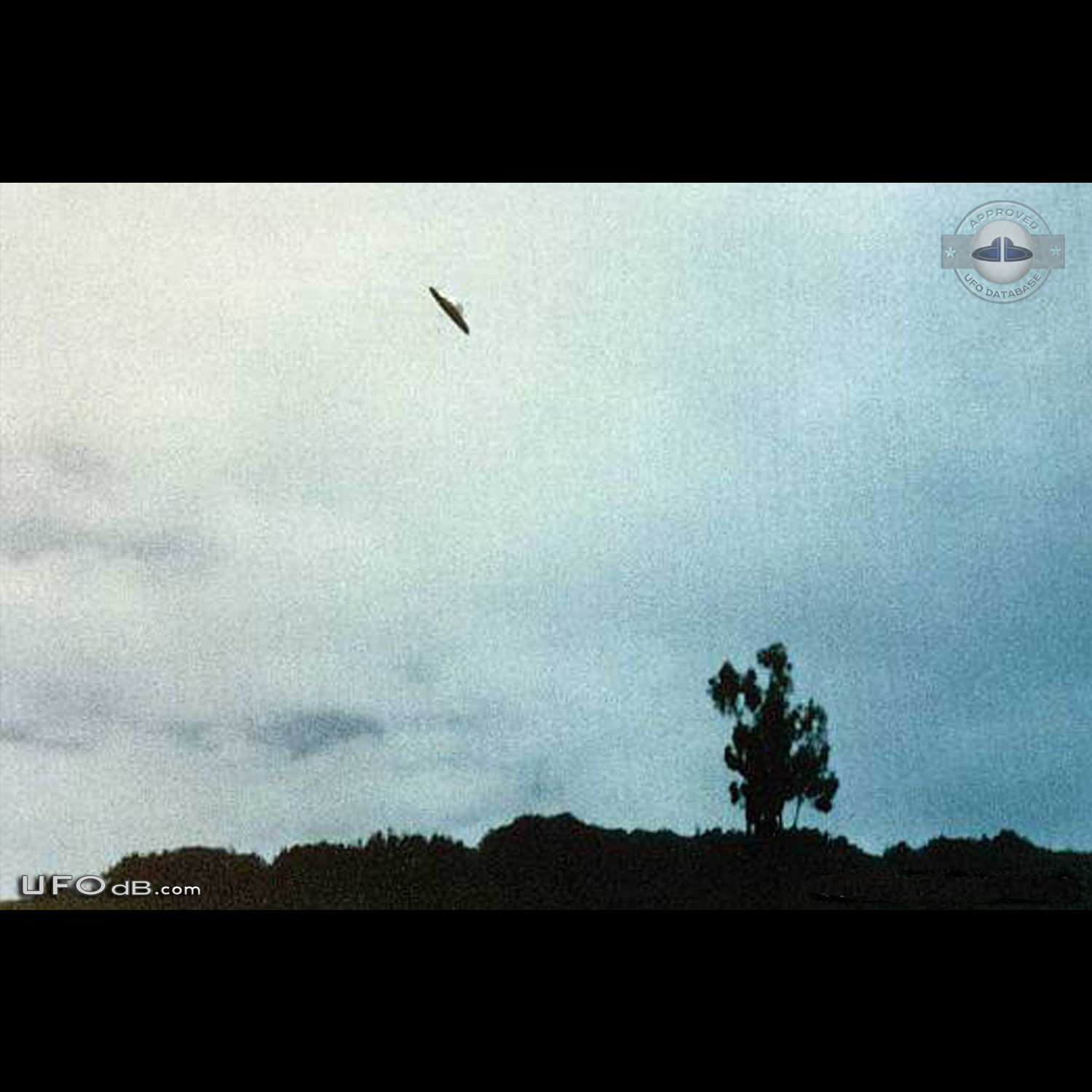 1967 Peru UFO sighting caught on pictures Huaylas Valley Yungay Ancash UFO Picture #440-1