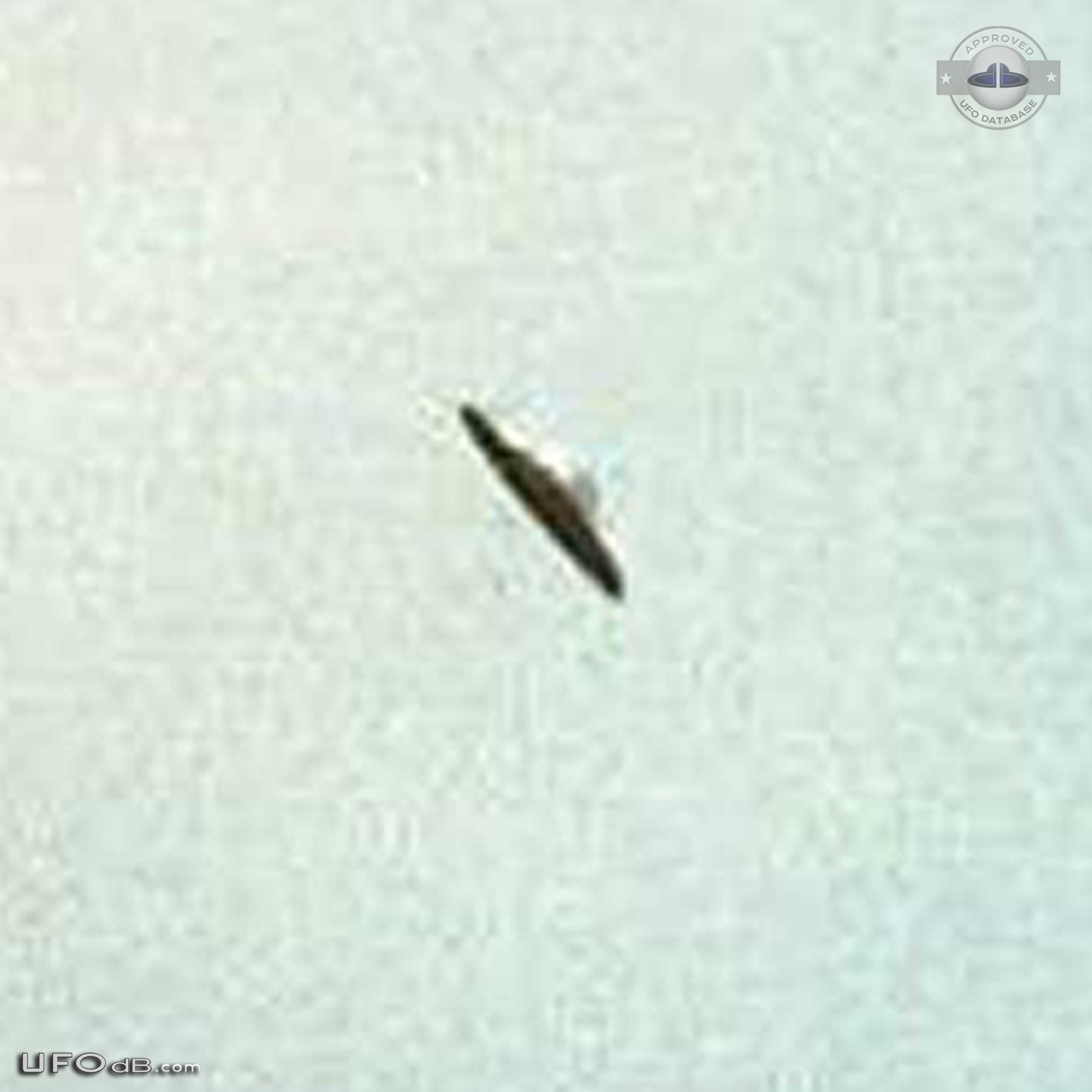 1967 Peru UFO sighting caught on pictures Huaylas Valley Yungay Ancash UFO Picture #440-3