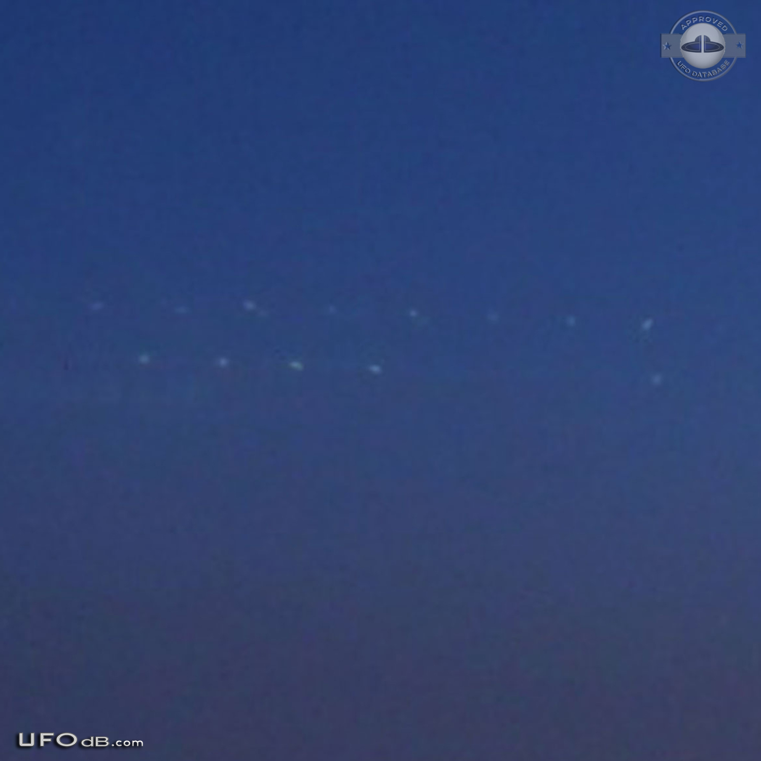 Exposure Photo capture large formation of UFOs in Czech Republic 2009 UFO Picture #444-2