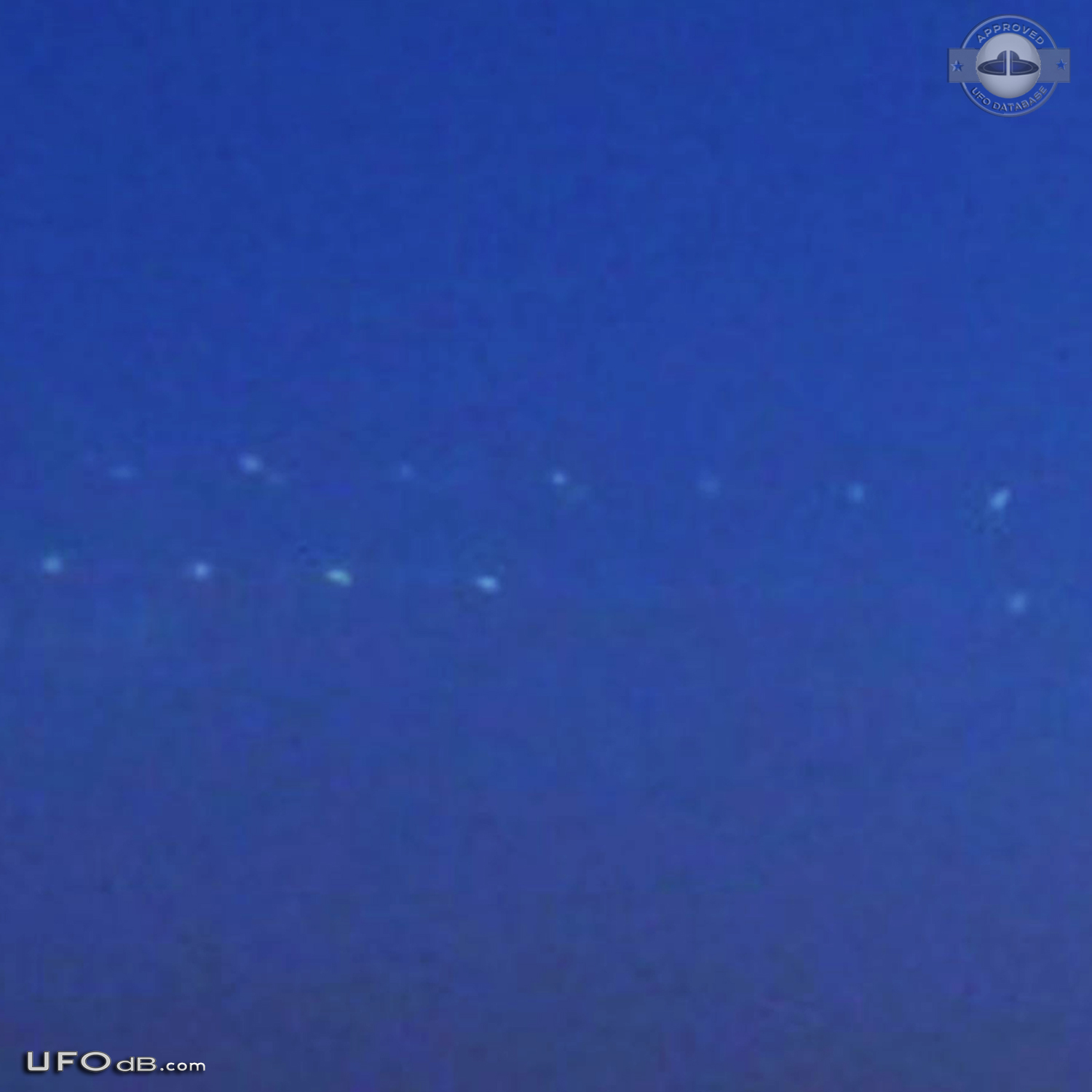 Exposure Photo capture large formation of UFOs in Czech Republic 2009 UFO Picture #444-3