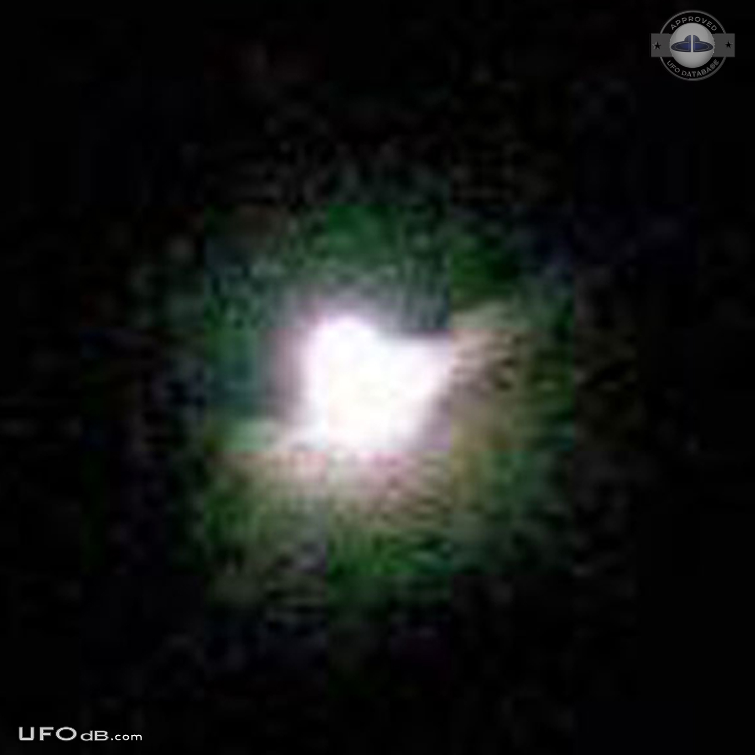 Bright UFO in the night sky of Herning Denmark caught on picture 2007 UFO Picture #445-3