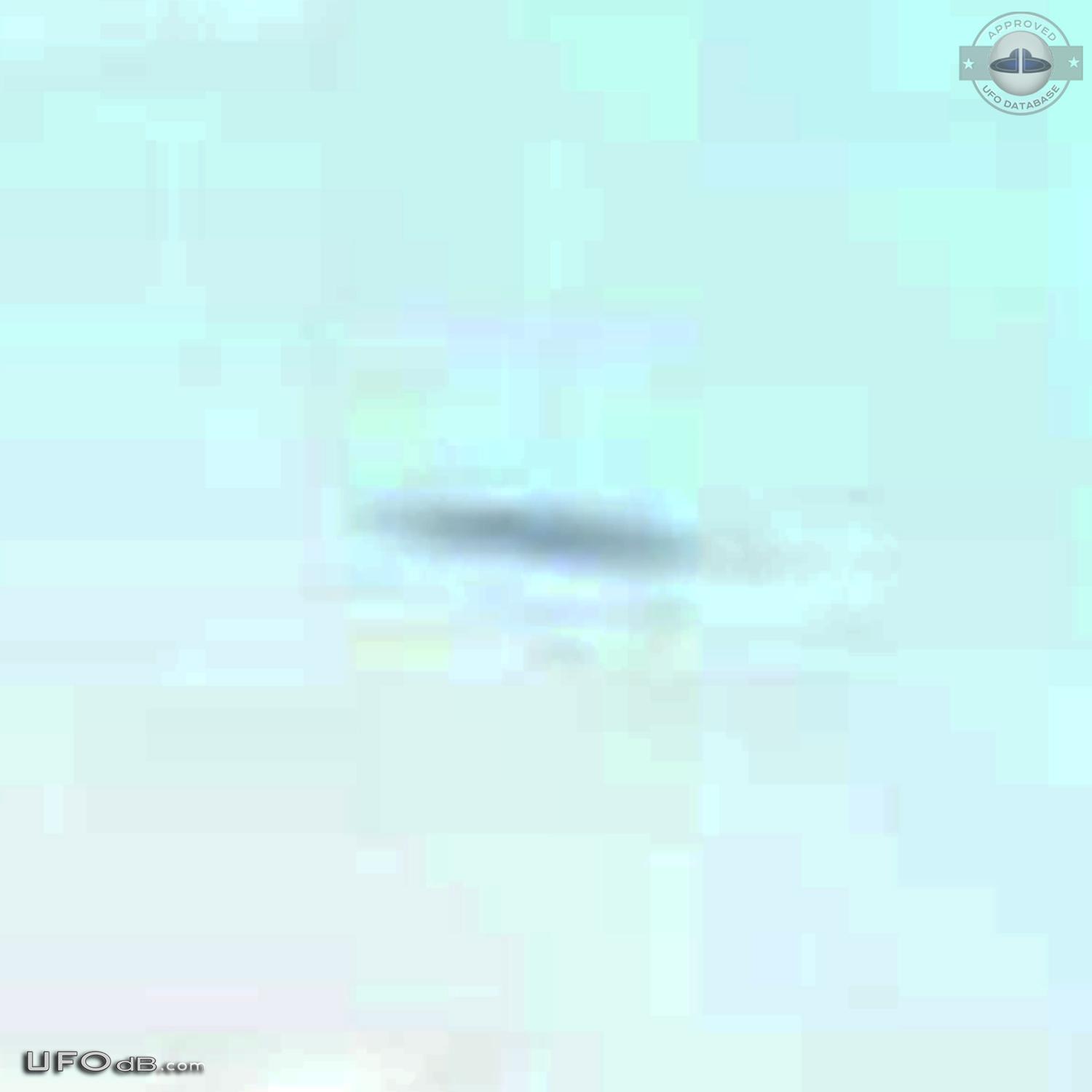 UFO picture showing saucer near Delphi Greece caught in June 3 2012 UFO Picture #449-5
