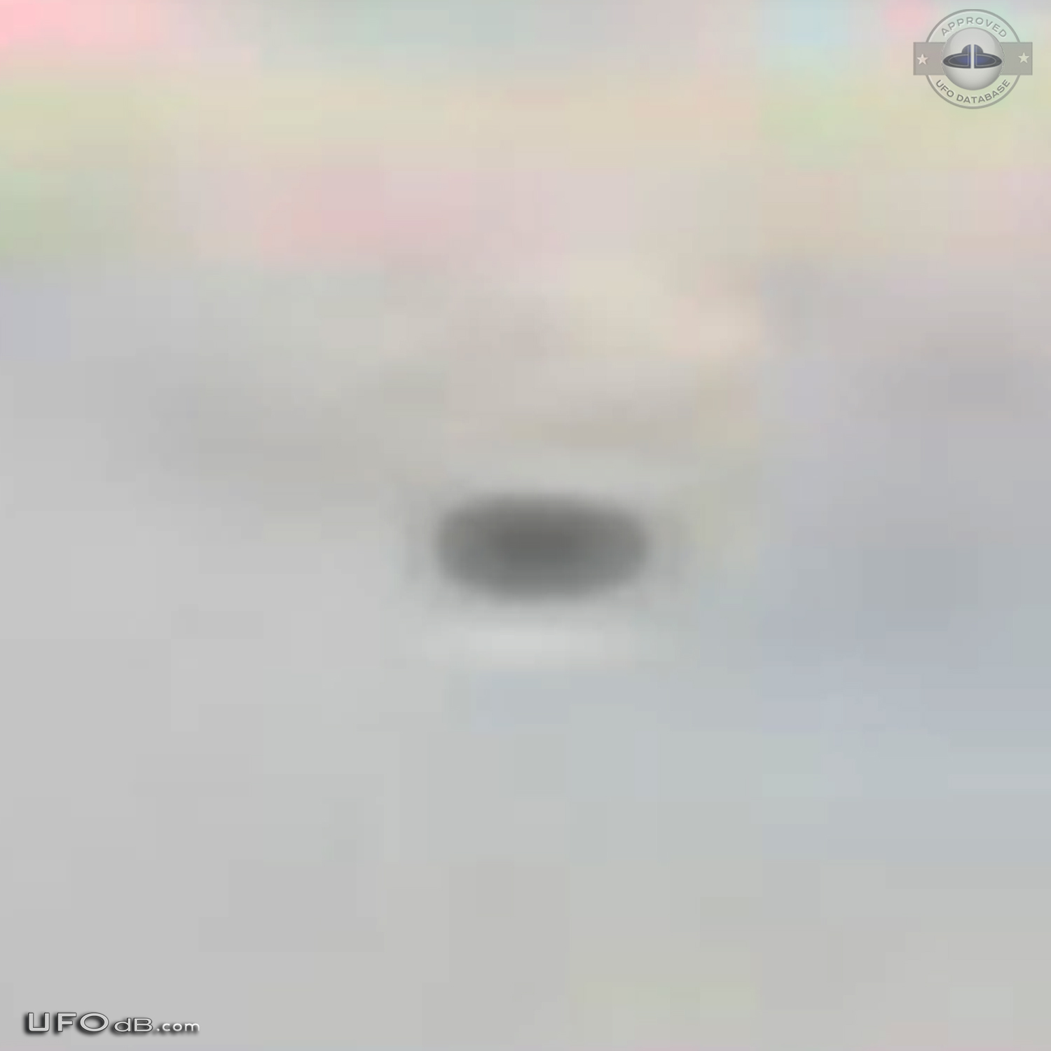 UFO in the city of Rize Turkey near the Black Sea caught on picture UFO Picture #461-4