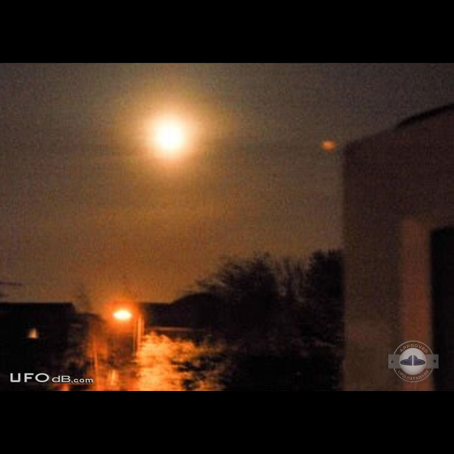 Glowing Orange Sphere UFO caught on picture in Sheffield UK in 2012 UFO Picture #485-2