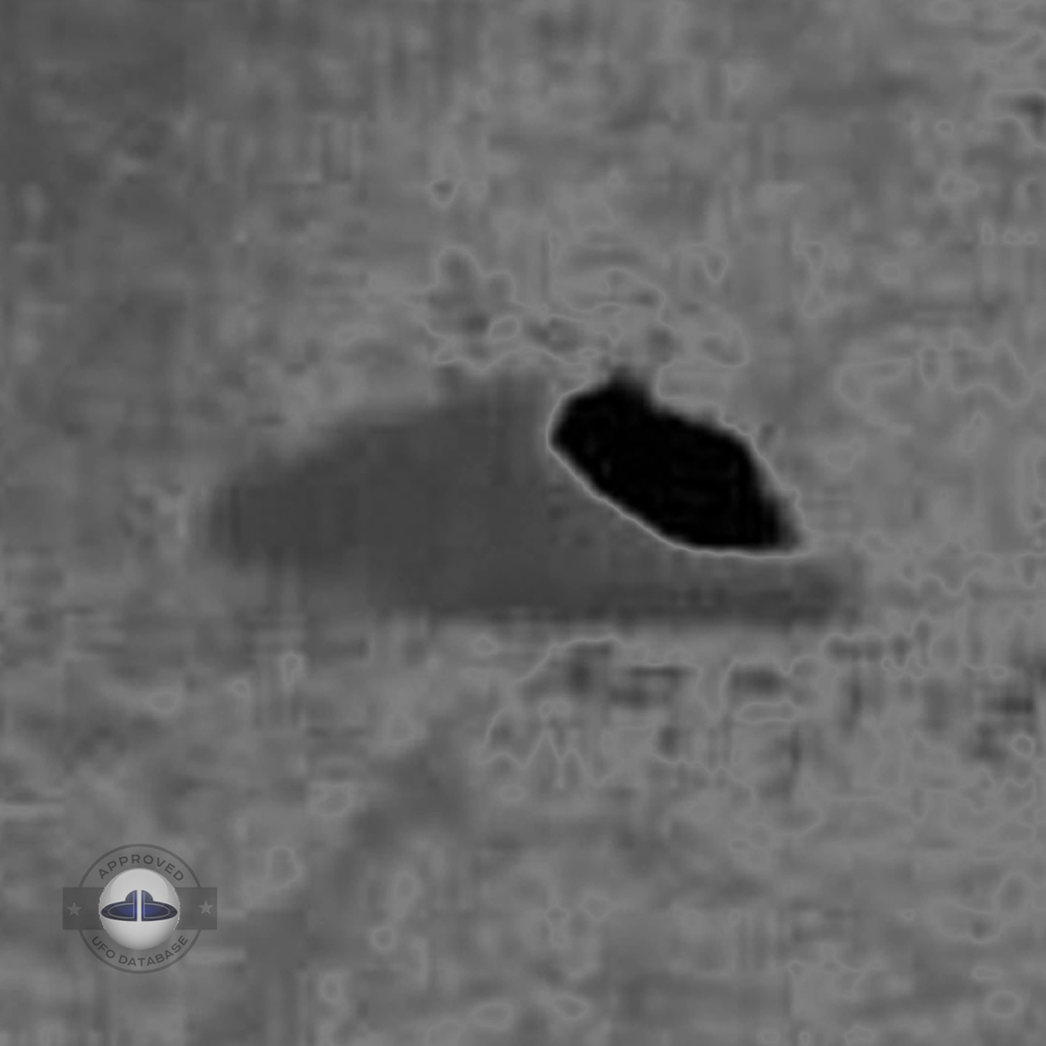 Dark grey UFO picture showing flying saucer near the city of Namur UFO Picture #50-5