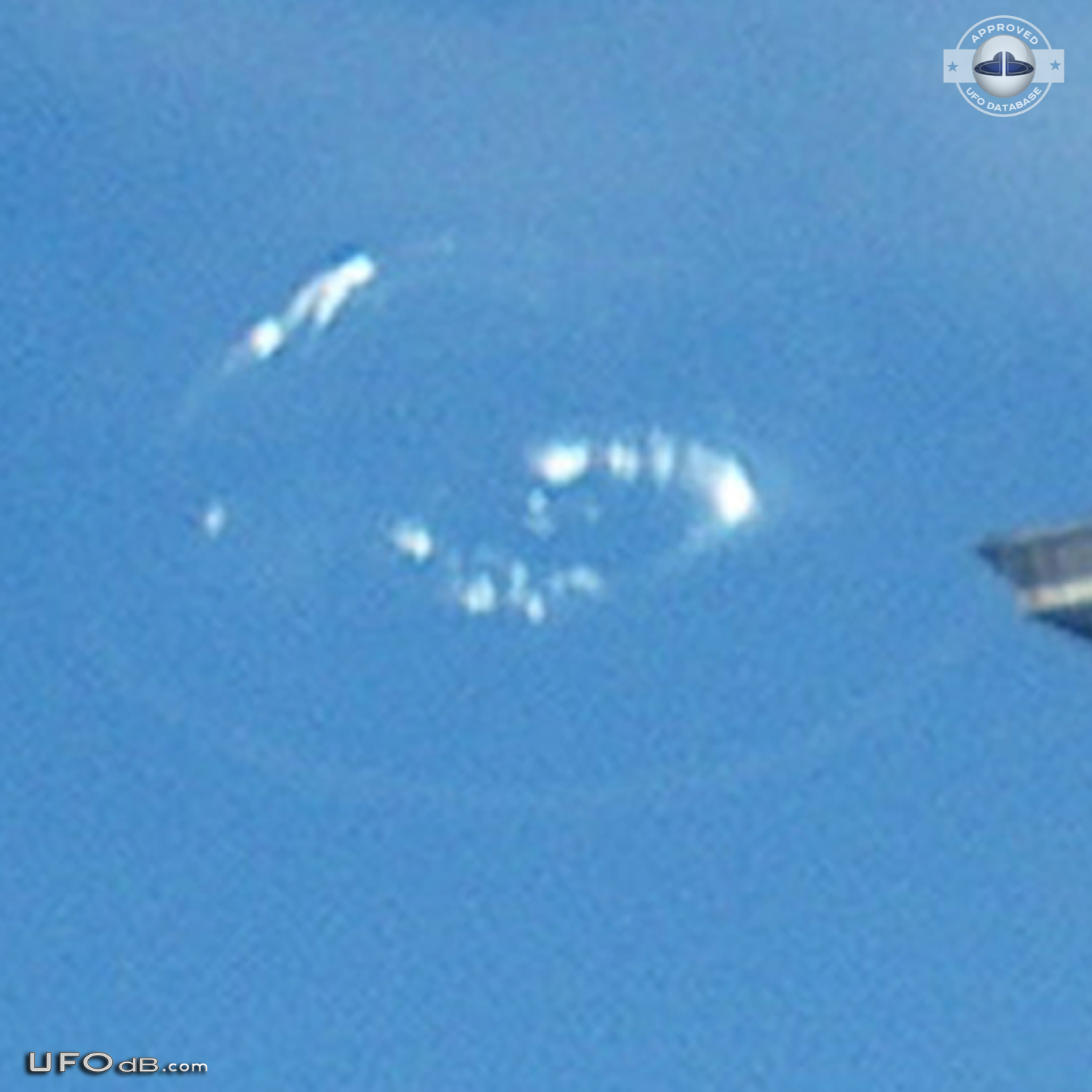 Strange ring UFO with clouds over Buckingham palace London UK 2012 UFO Picture #525-4