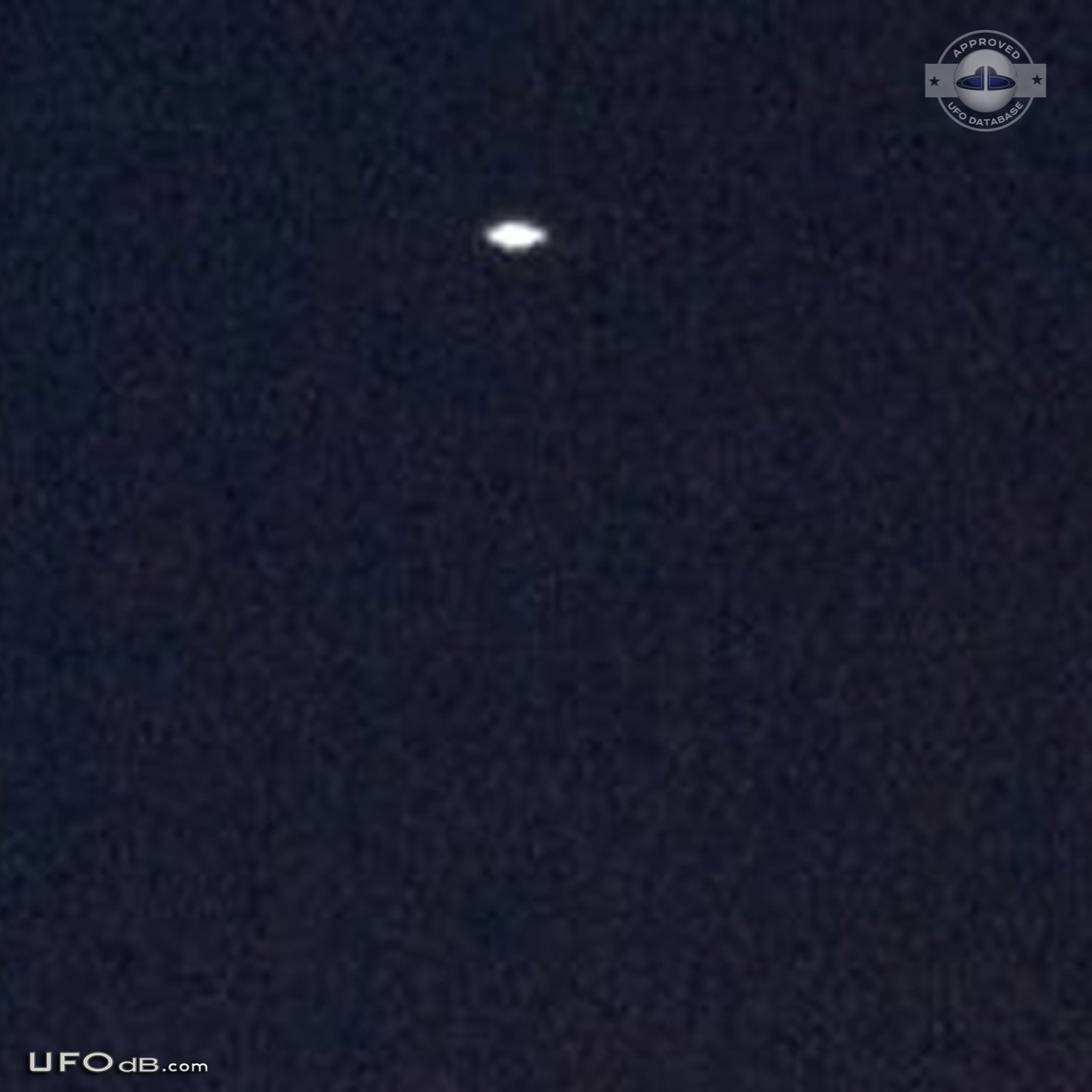 Saucer UFO picture seen over Euless Texas sent to TV station - 2013 UFO Picture #542-2