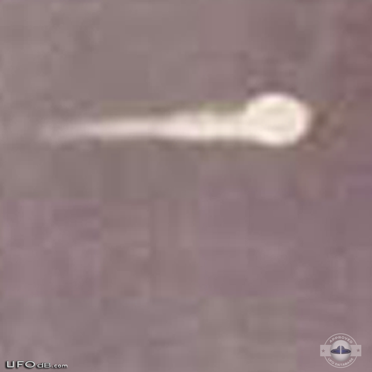 Old 1953 UFO sighting picture caught over Paris, France UFO Picture #543-6