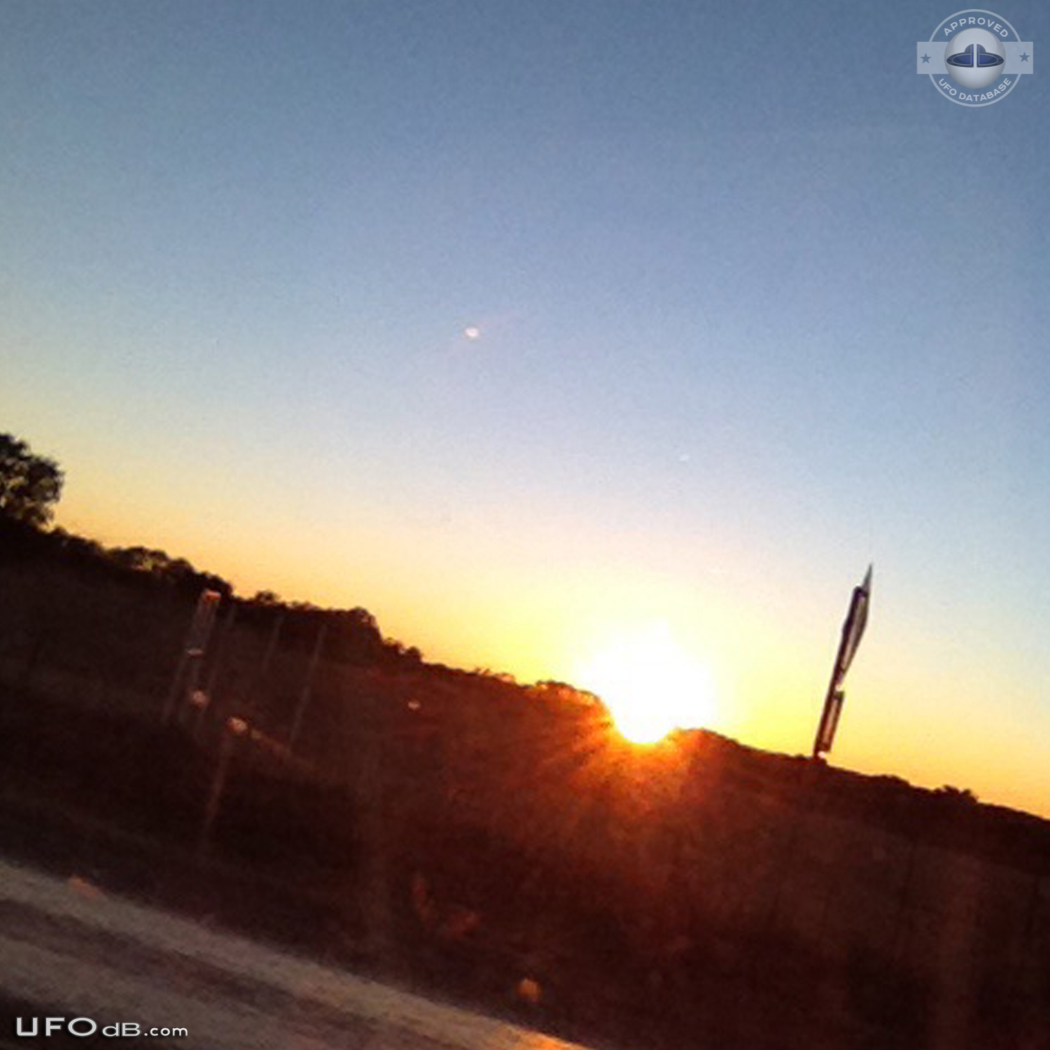 Very Reflective Sphere UFO caught on picture in Boerne, Texas 2013 UFO Picture #557-1