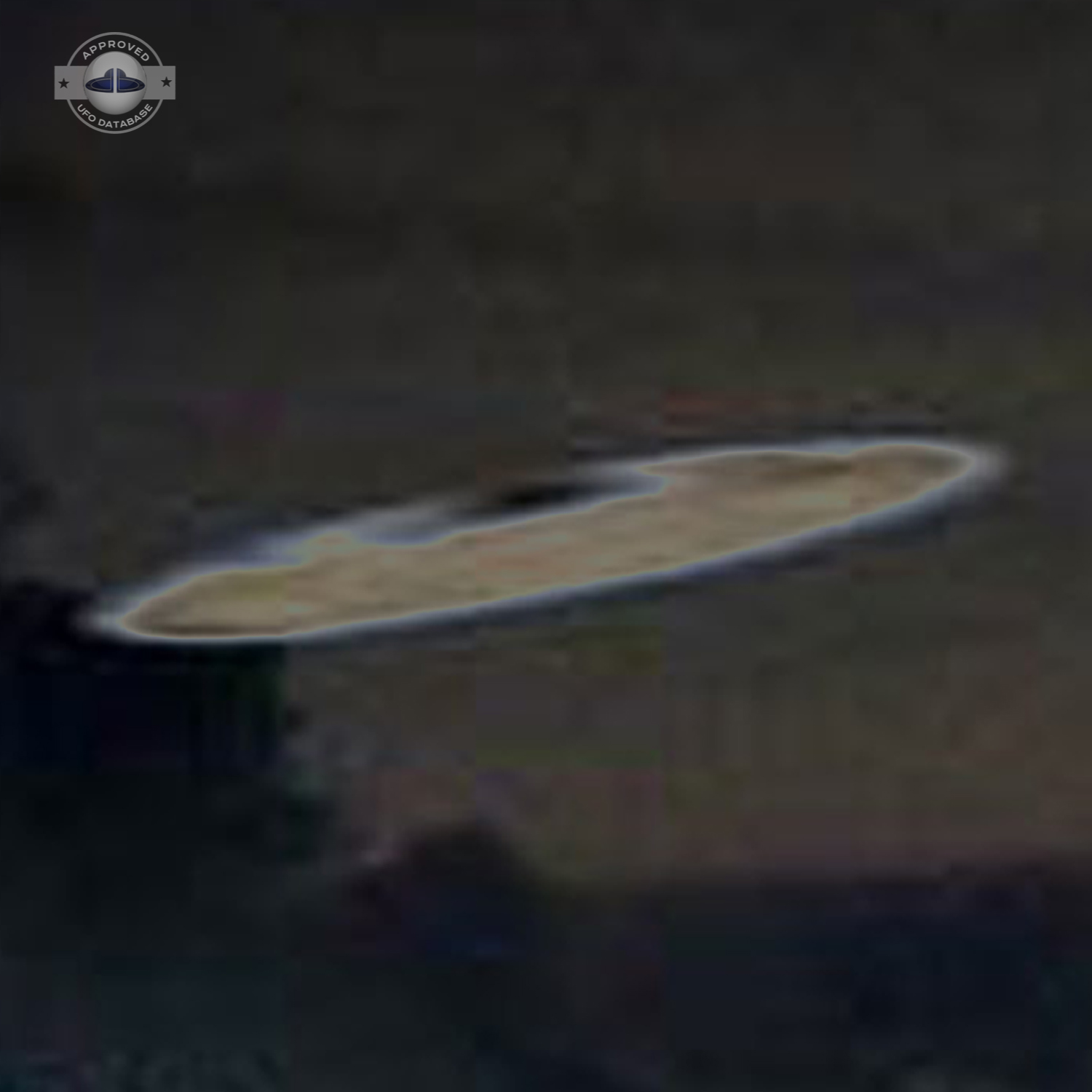 Clean UFO picture UFO disc flying over a lake in Kustavi Finland UFO Picture #56-5