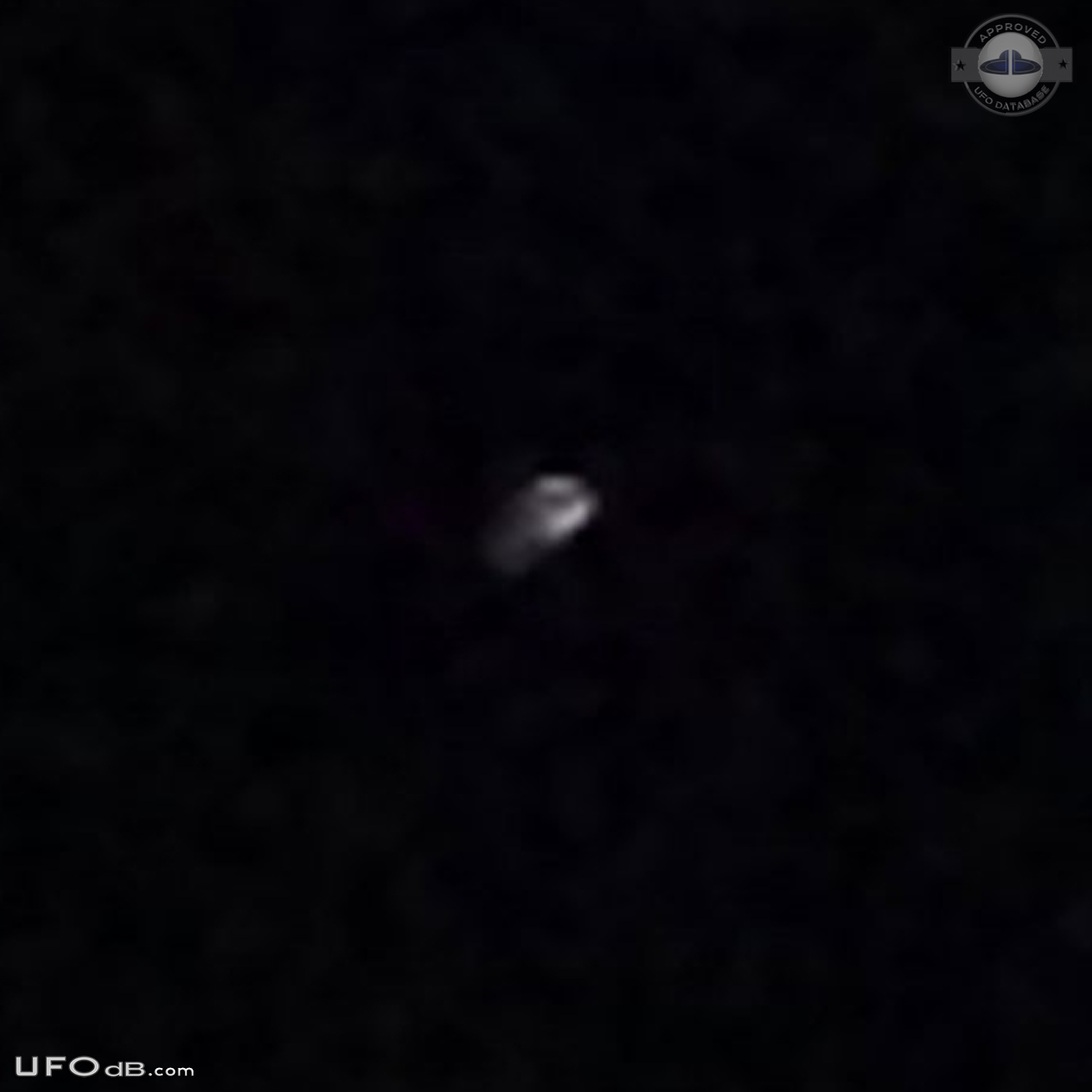 UFO with tentacles with reddish color seen over Magee, Mississipi 2014 UFO Picture #561-4