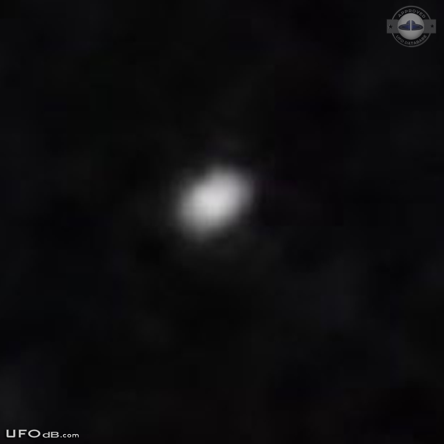 UFO with tentacles with reddish color seen over Magee, Mississipi 2014 UFO Picture #561-7
