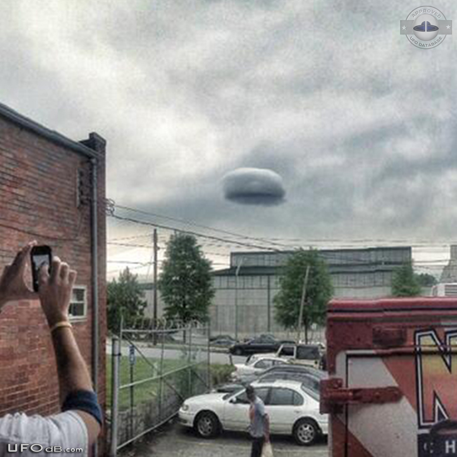 Cloud UFO over Atlanta reported to MUFON by 3 different witnesses 2014 UFO Picture #571-3
