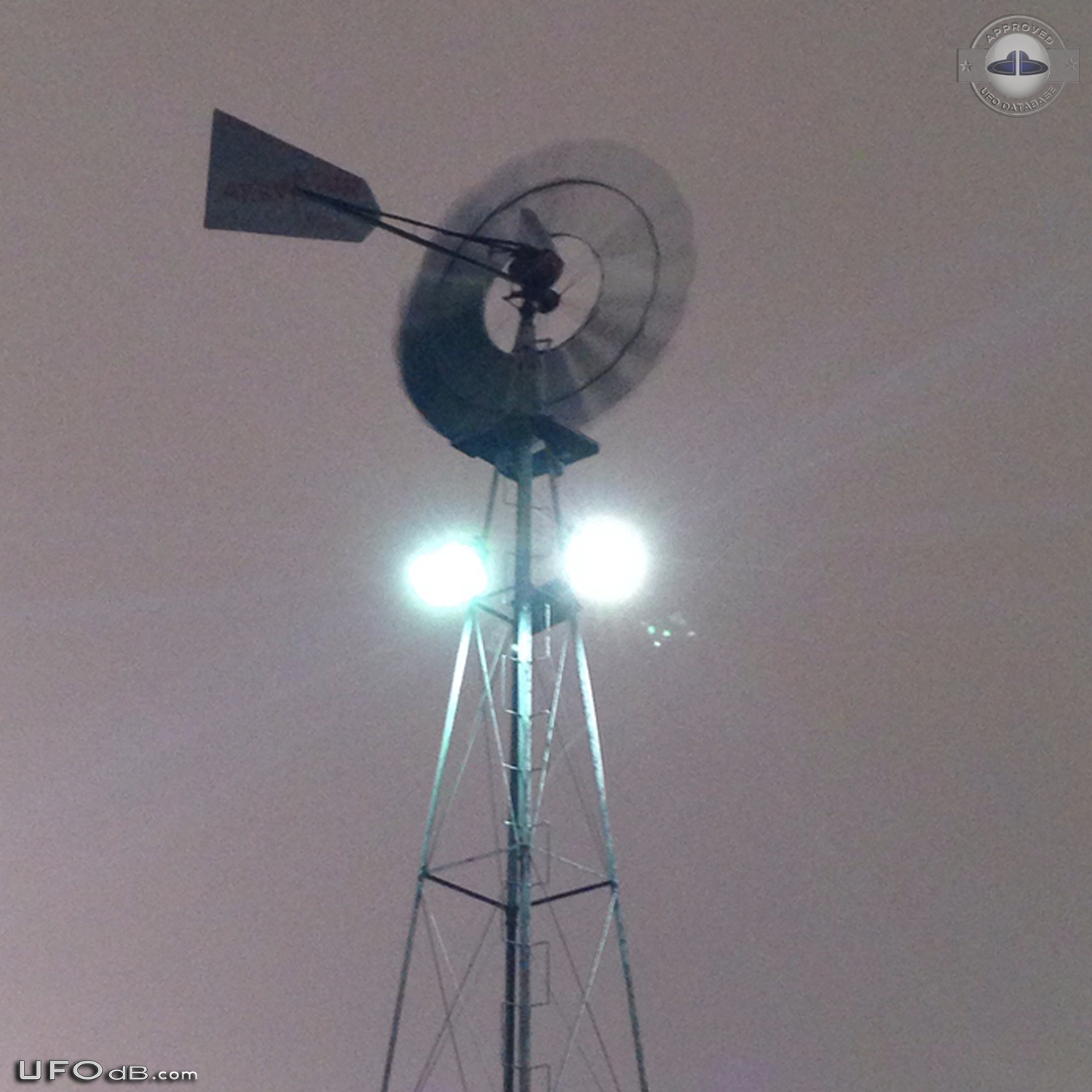 Diamond UFO hiding in the storm caught on picture over Katy Texas 2014 UFO Picture #573-2