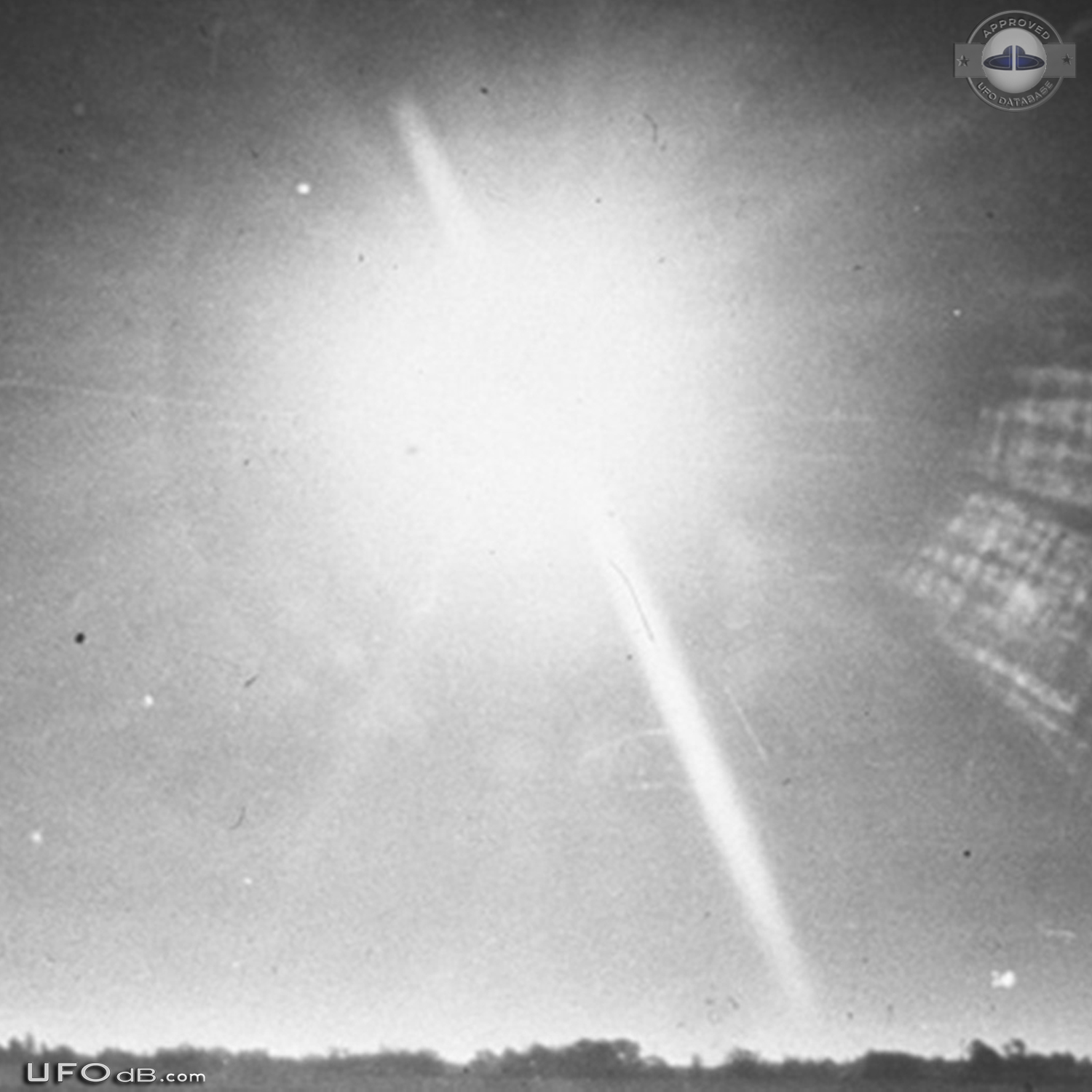 Famous photo of luminous object taken in Alberti, Buenos Aires 1963 UFO Picture #582-2