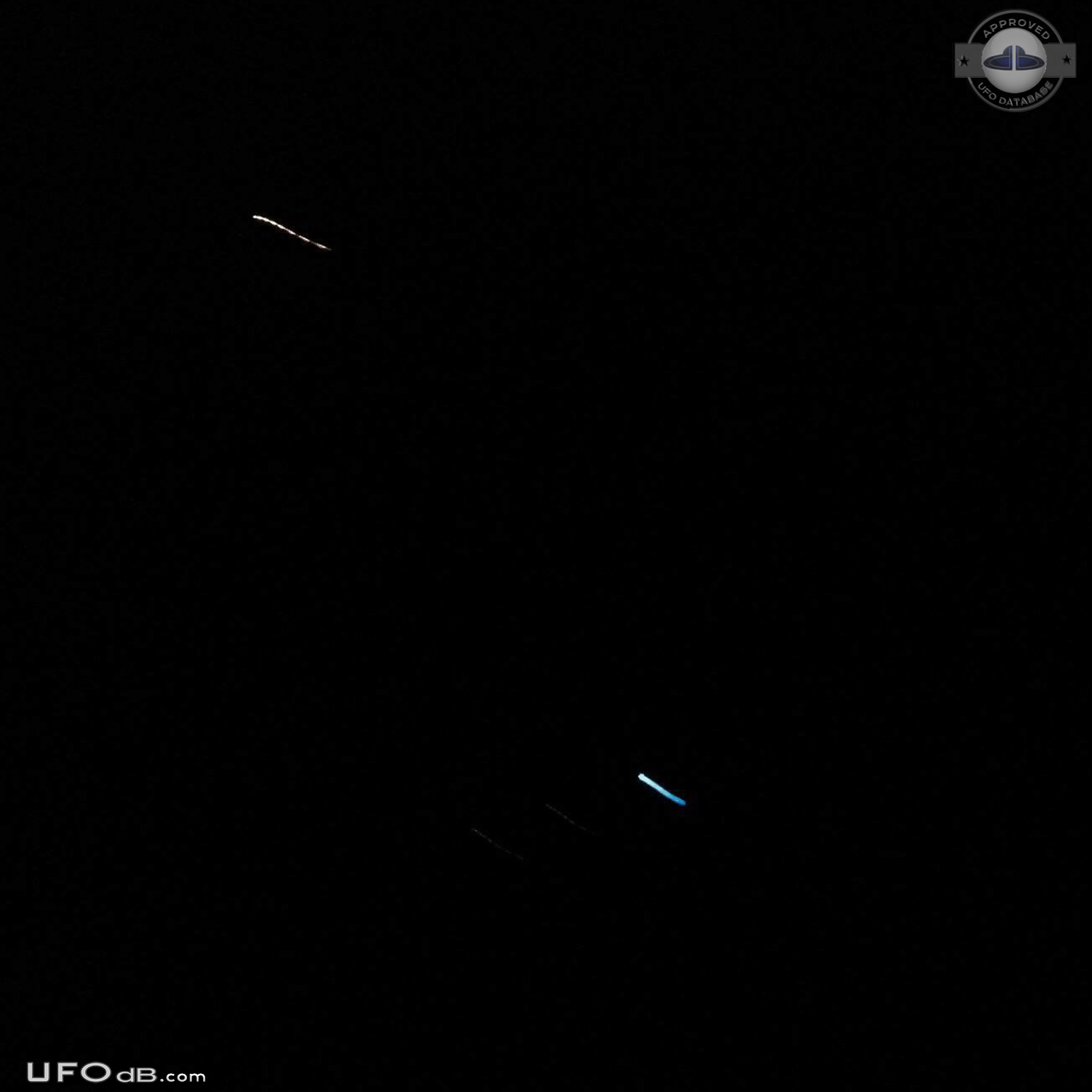 4 moving lights seen over Wheatland Wyoming USA 2015 UFO Picture #583-1